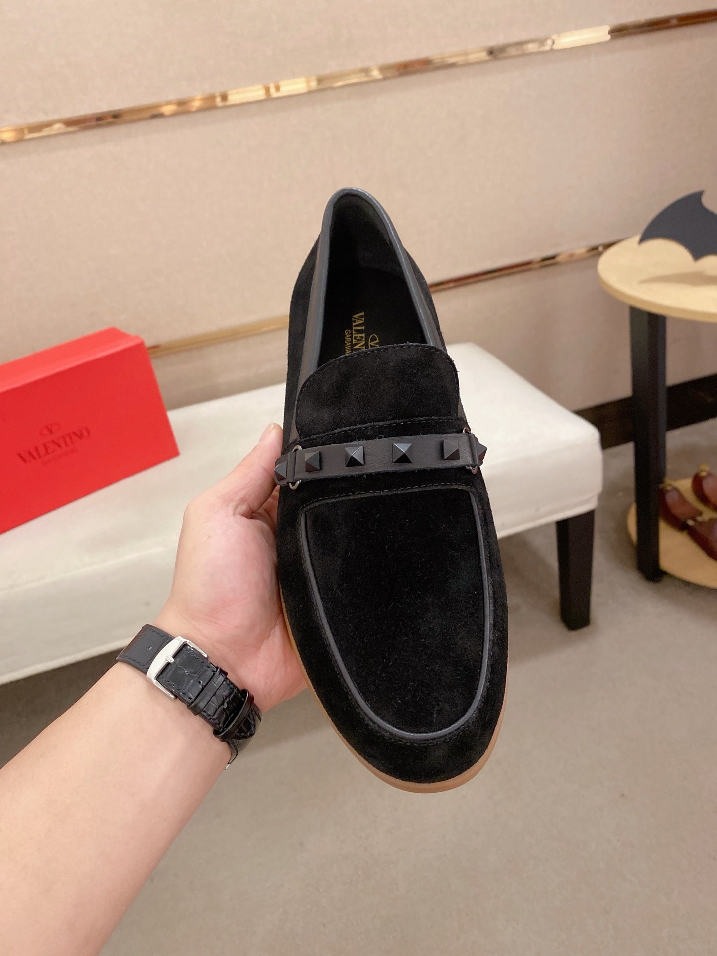 LuxluxHouse Best Quality Shoes Valentino