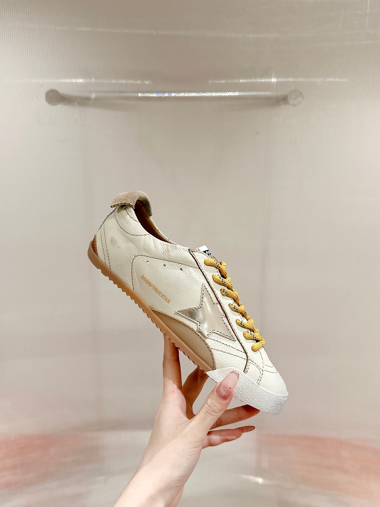 LuxluxHouse Best Quality Shoes Golden Goose