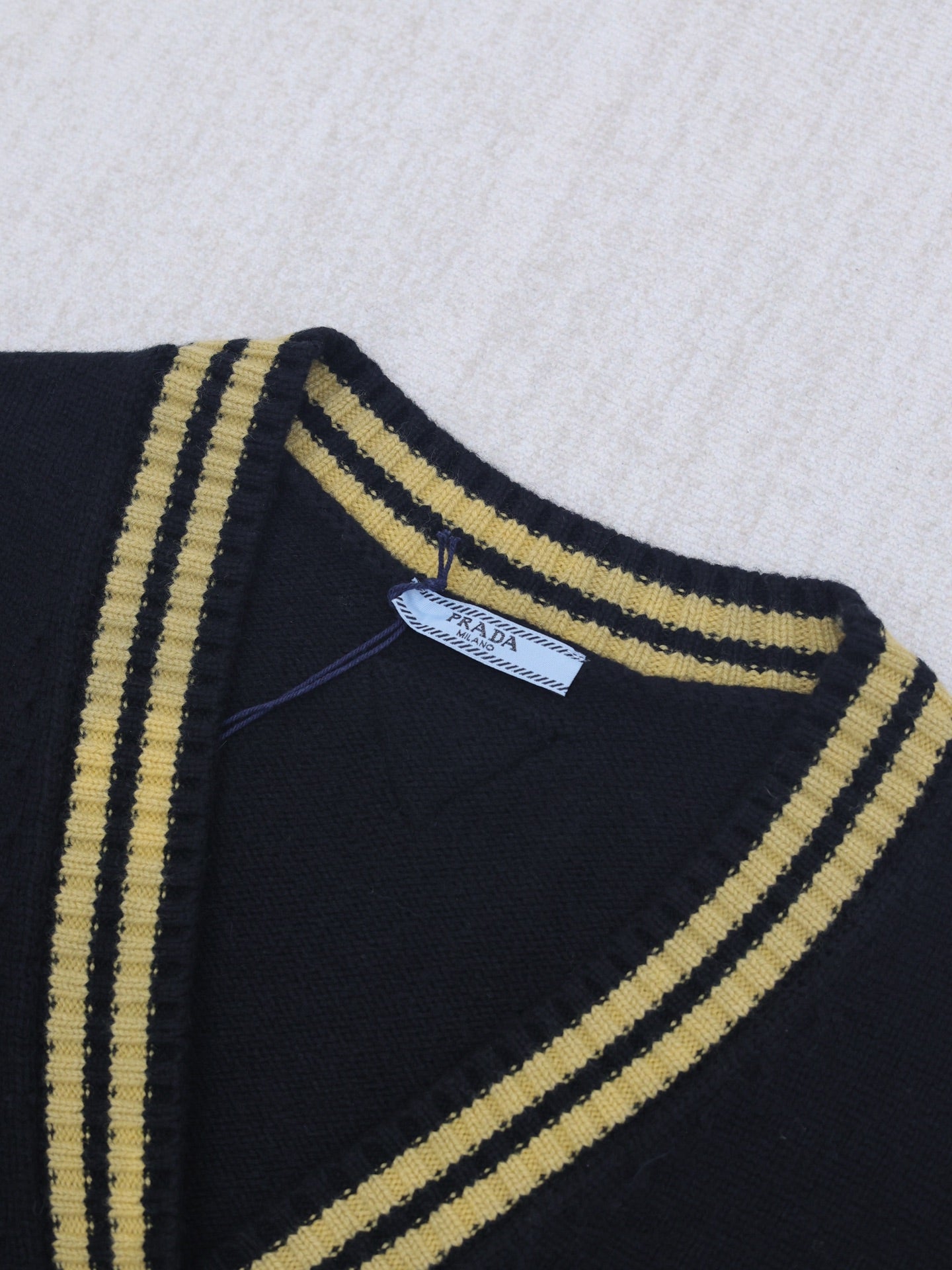 LuxluxHouse Best Quality Clothes Hoodie & Sweater Prada