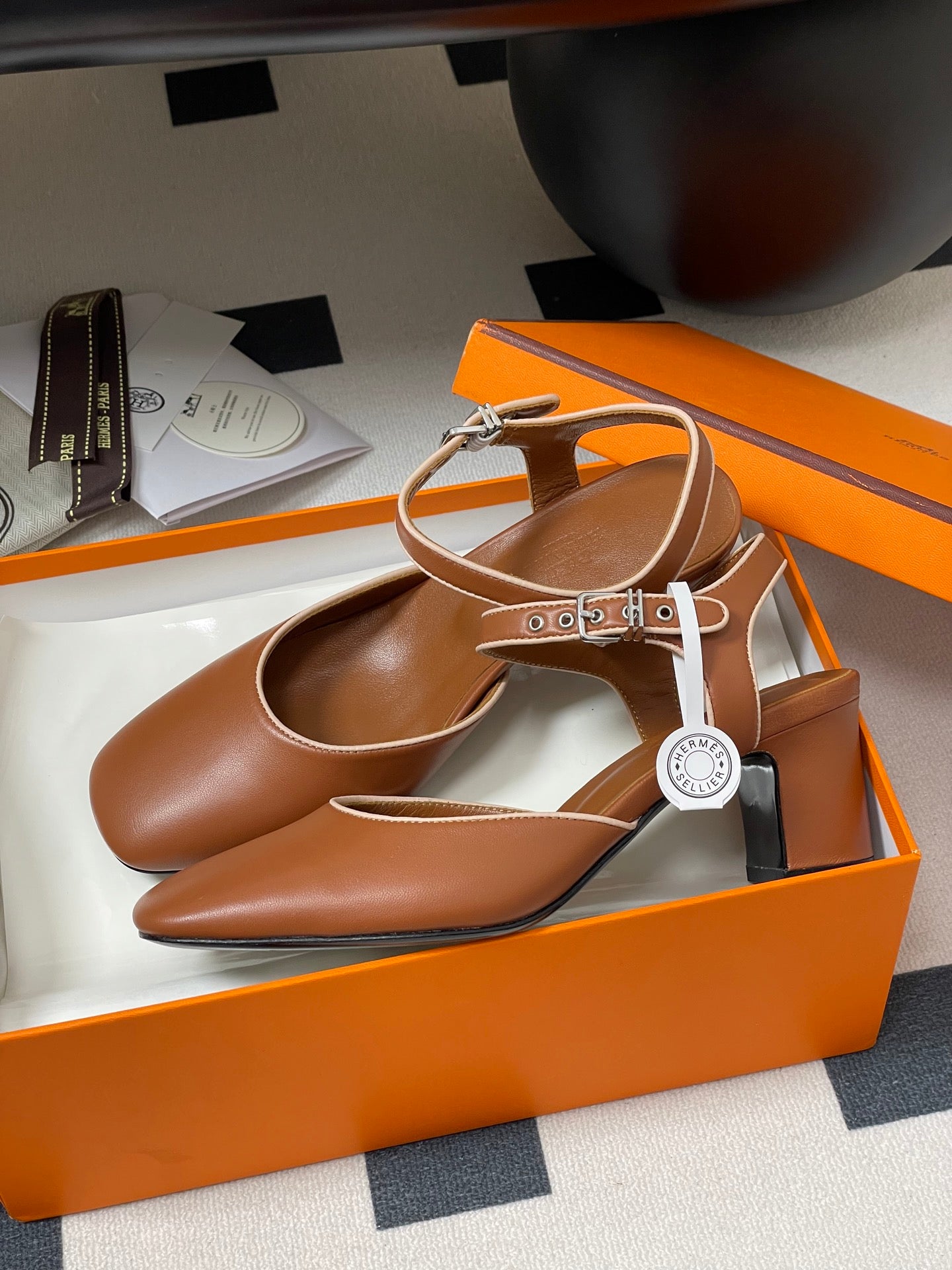 LuxluxHouse Best Quality Women Shoes Hermes