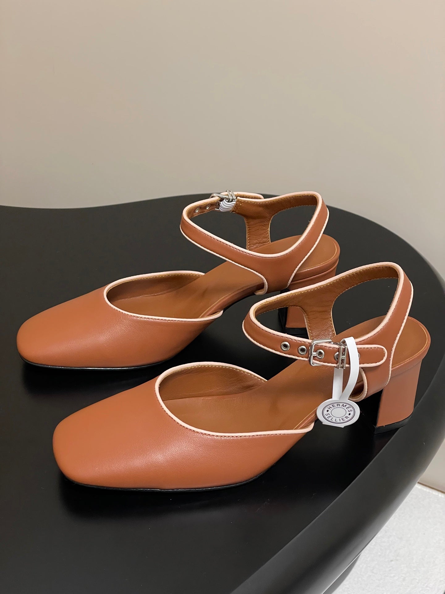 LuxluxHouse Best Quality Women Shoes Hermes