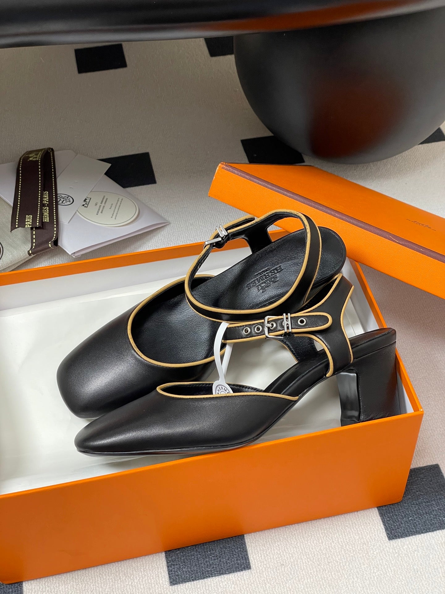 LuxluxHouse Best Quality Women Shoes Hermes