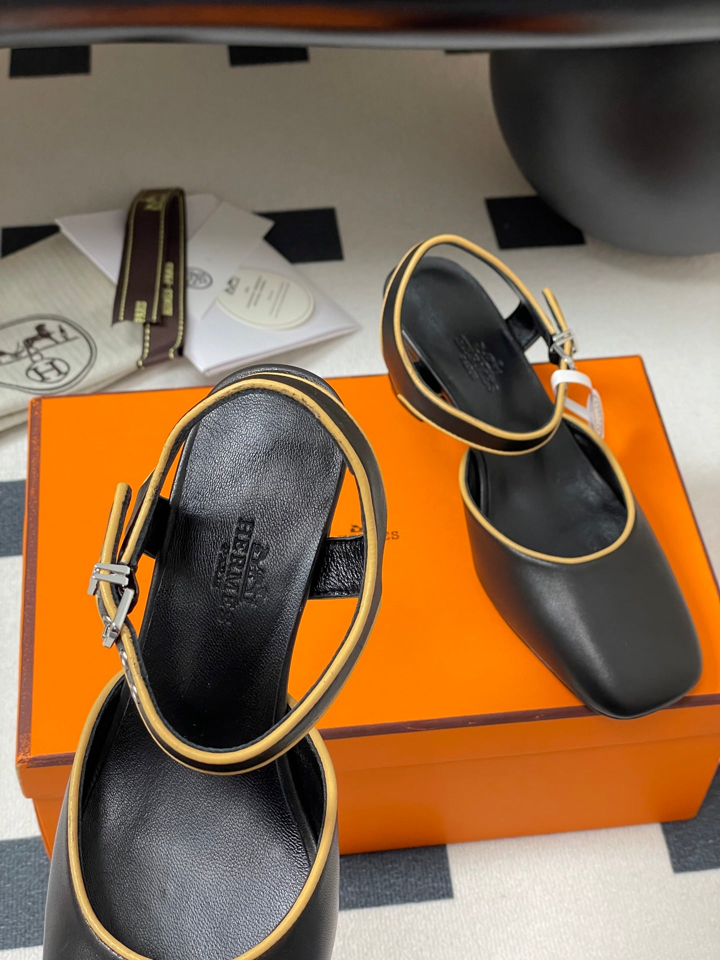 LuxluxHouse Best Quality Women Shoes Hermes