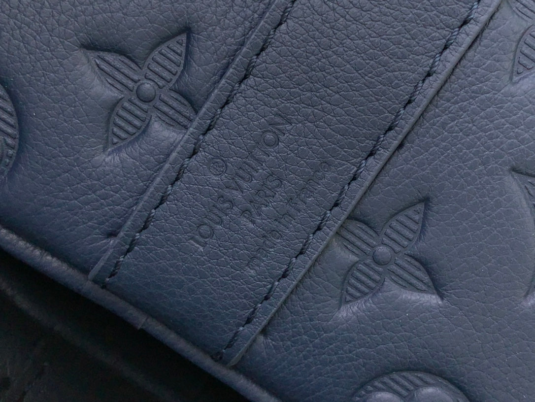 LuxluxHouse Best Quality Bags Louis Vuitton Women Men