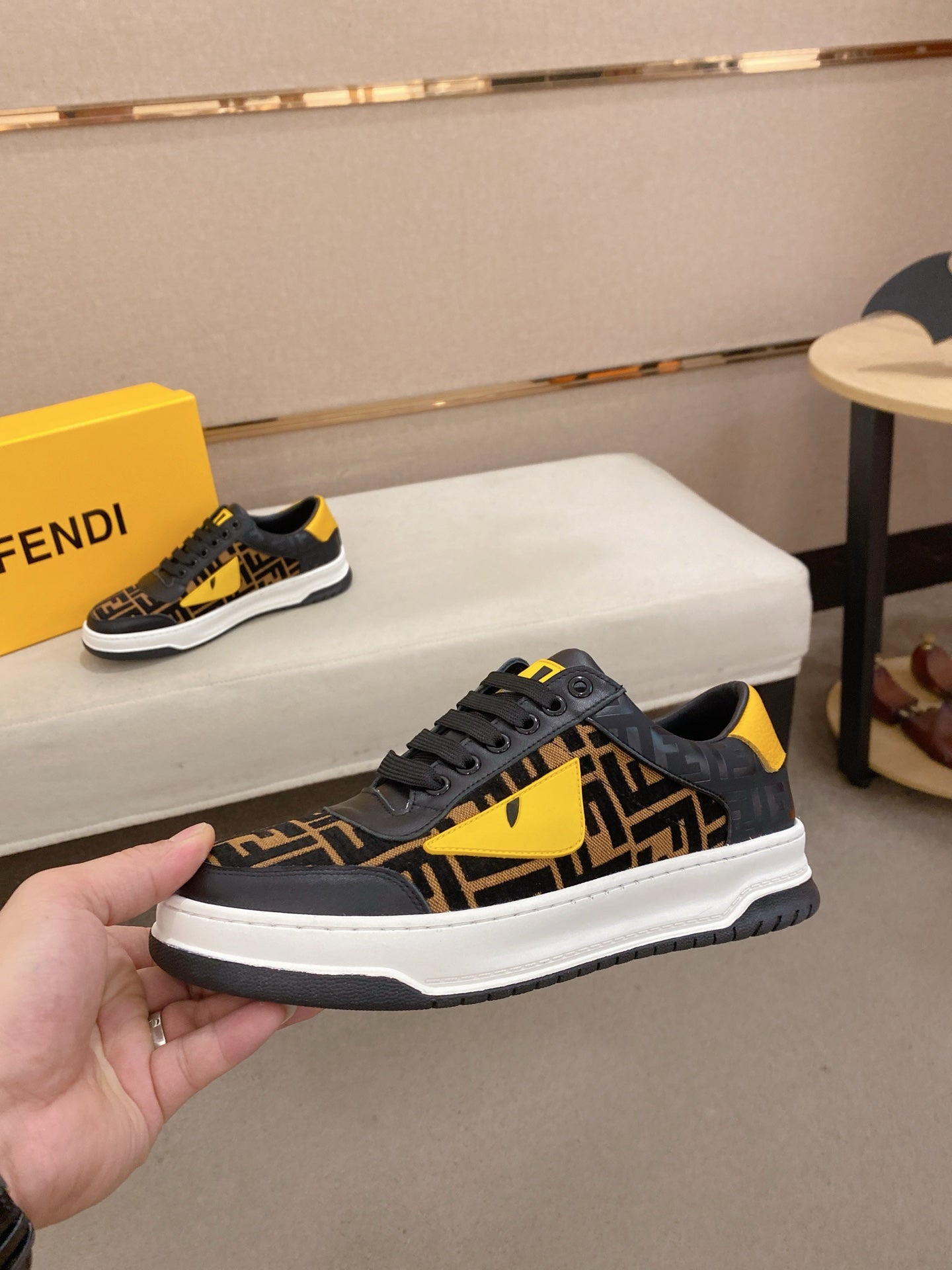 LuxluxHouse Best Quality Shoes Fendi