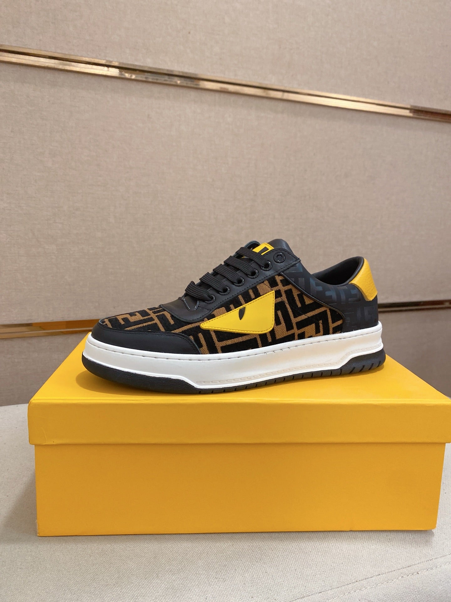 LuxluxHouse Best Quality Shoes Fendi