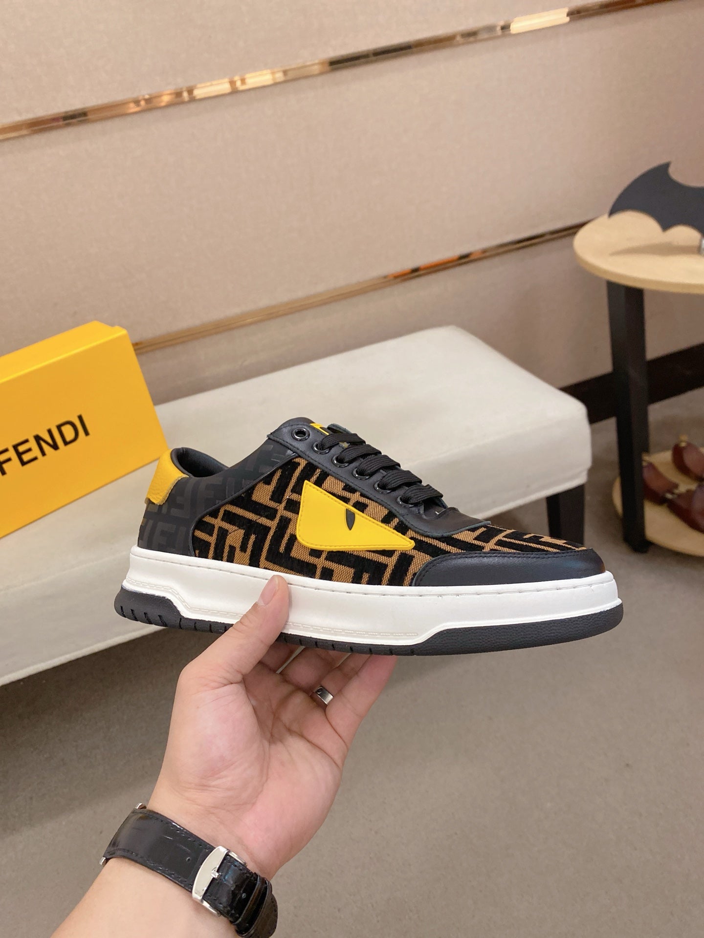 LuxluxHouse Best Quality Shoes Fendi