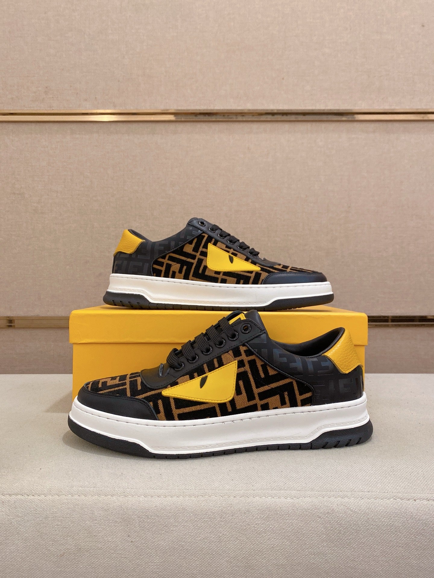 LuxluxHouse Best Quality Shoes Fendi
