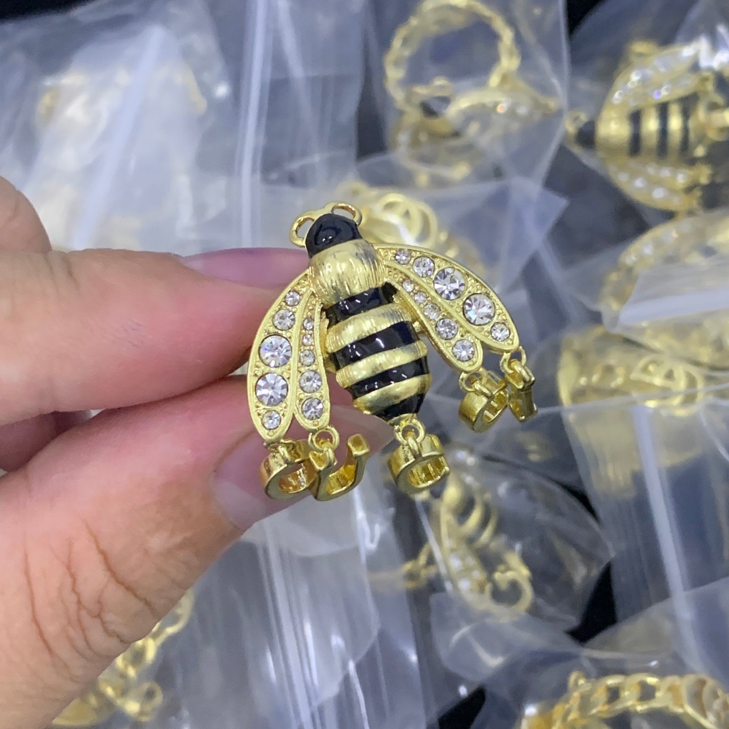 luxluxhouse Low price and high quality accessories Gucci