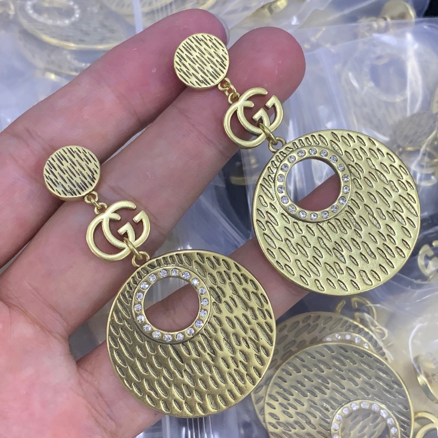 luxluxhouse Low price and high quality accessories Gucci