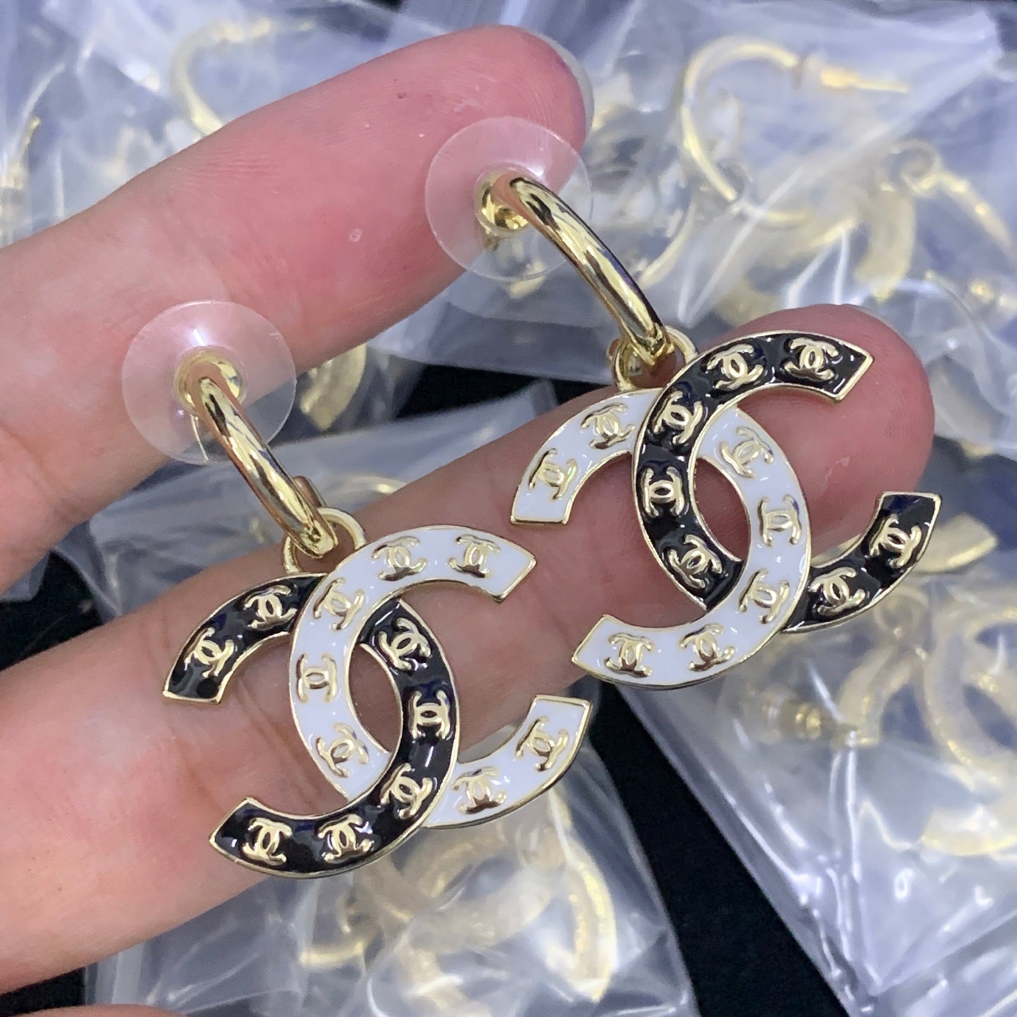 luxluxhouse Low price and high quality accessories Chanel