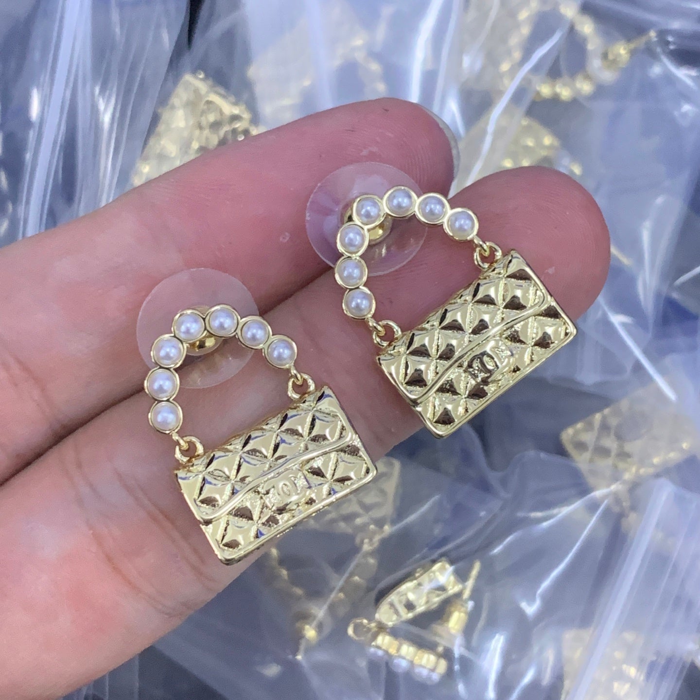 luxluxhouse Low price and high quality accessories Chanel