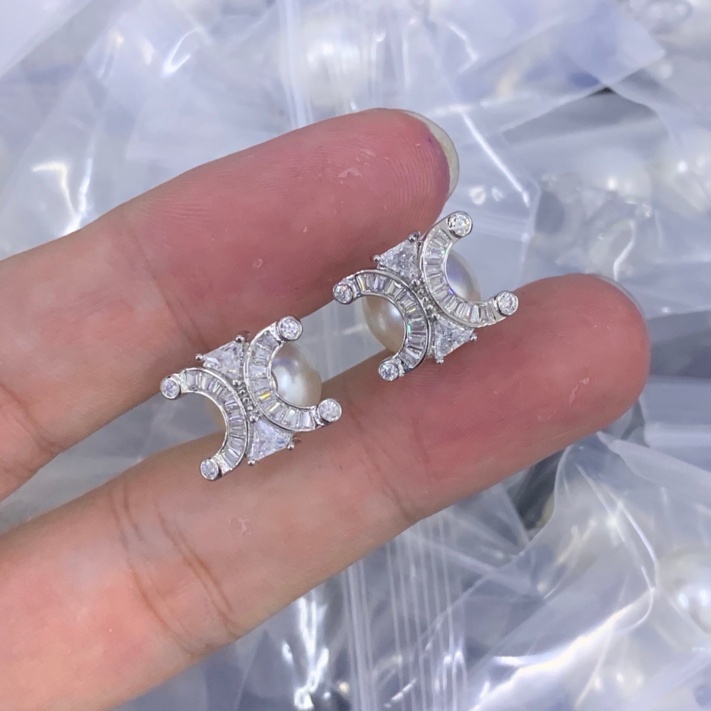 luxluxhouse Low price and high quality accessories Celine