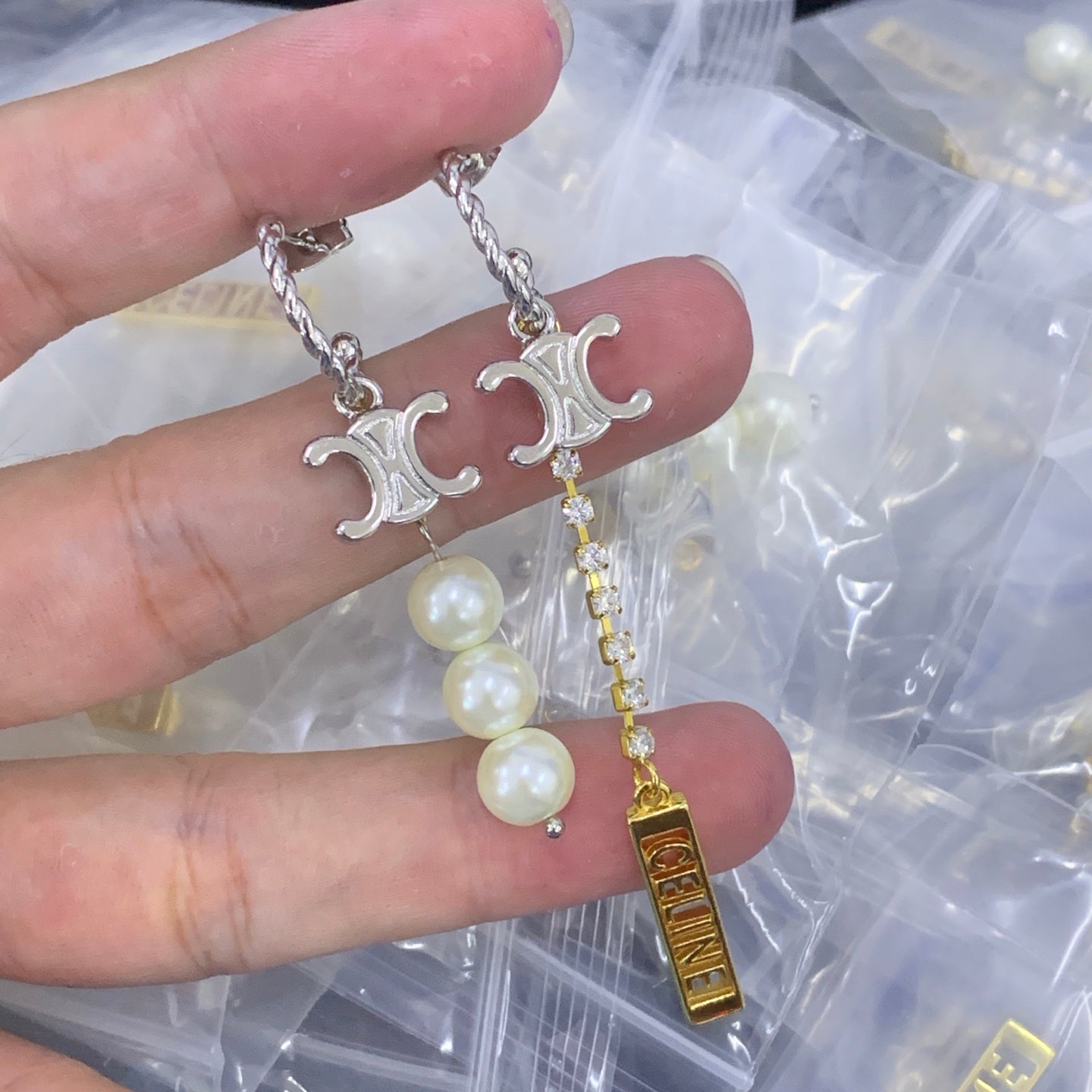 luxluxhouse Low price and high quality accessories Celine