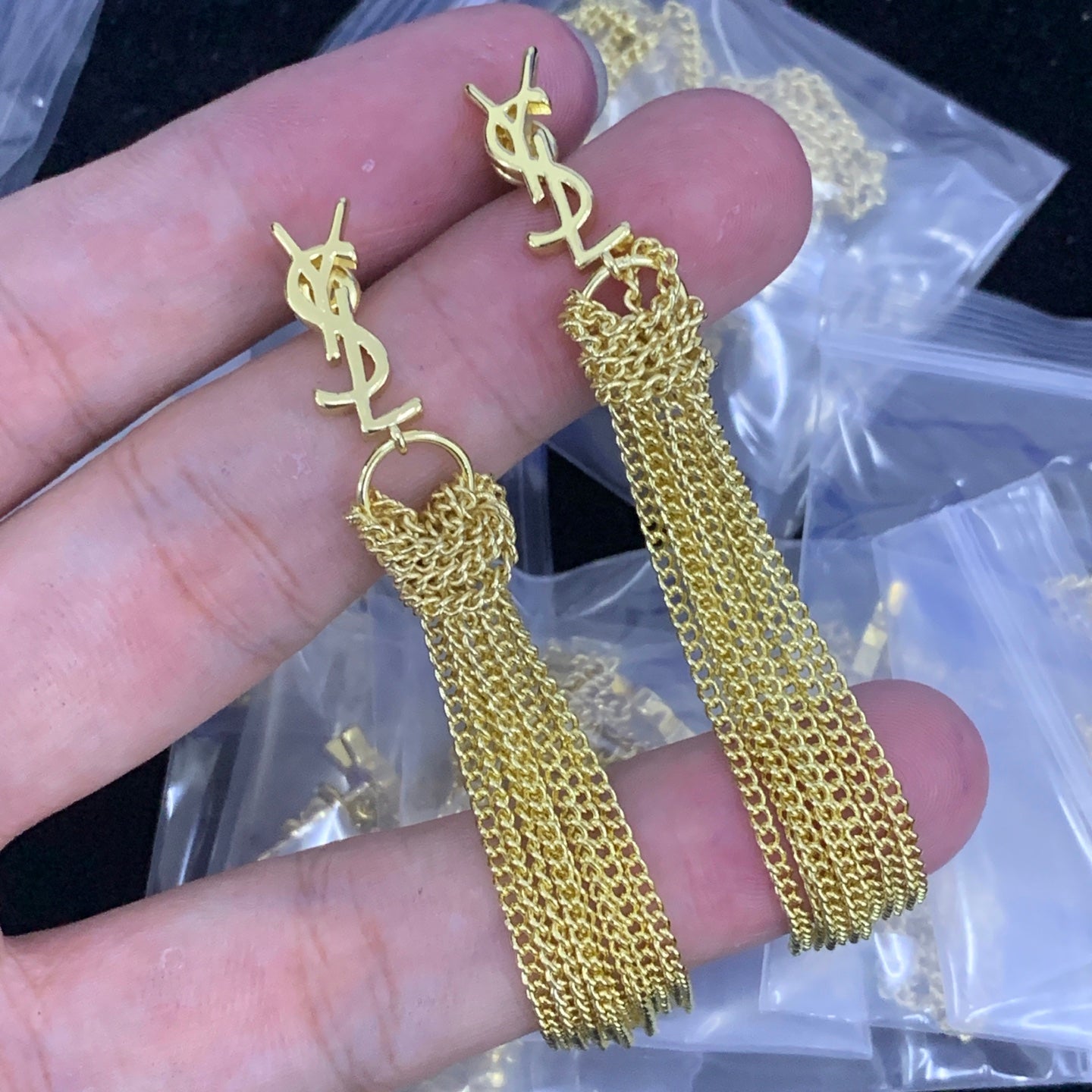 luxluxhouse Low price and high quality accessories YSL