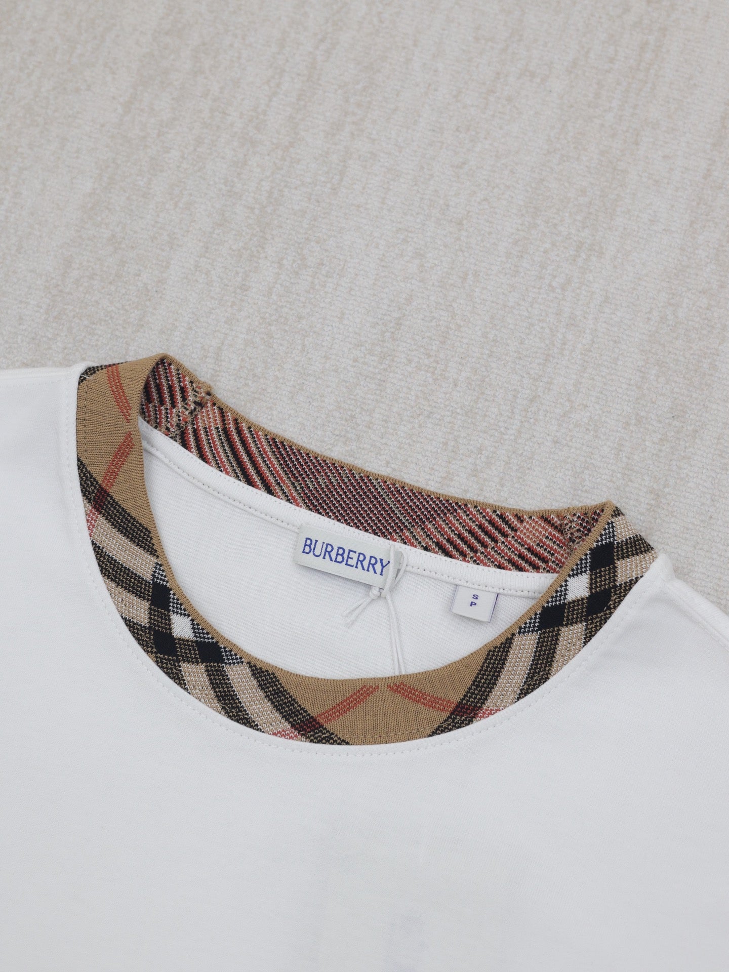 LuxluxHouse Best Quality Clothes T-shirt Prada