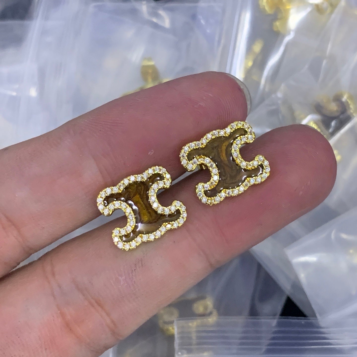 luxluxhouse Low price and high quality accessories Celine