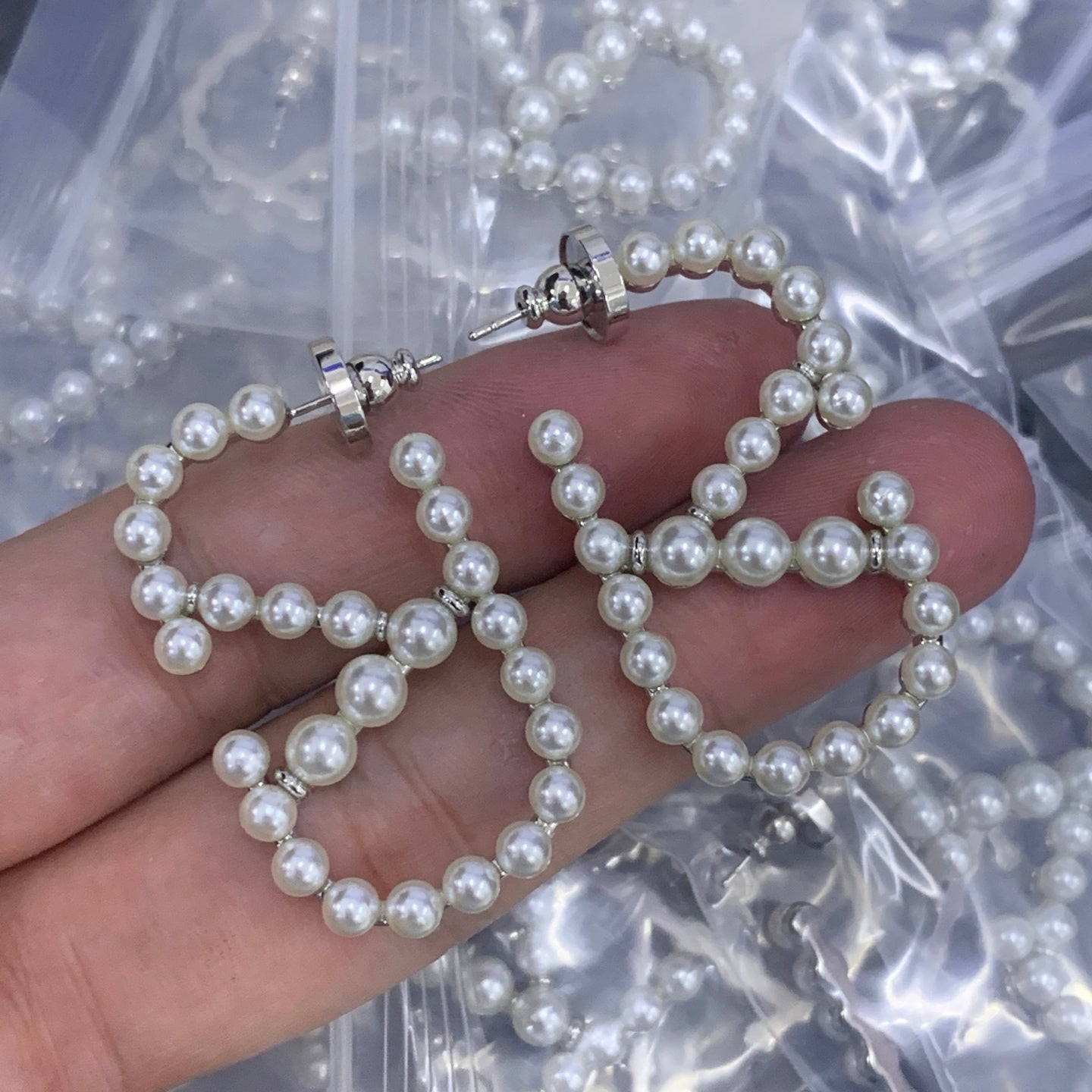 luxluxhouse Low price and high quality accessories Valentino