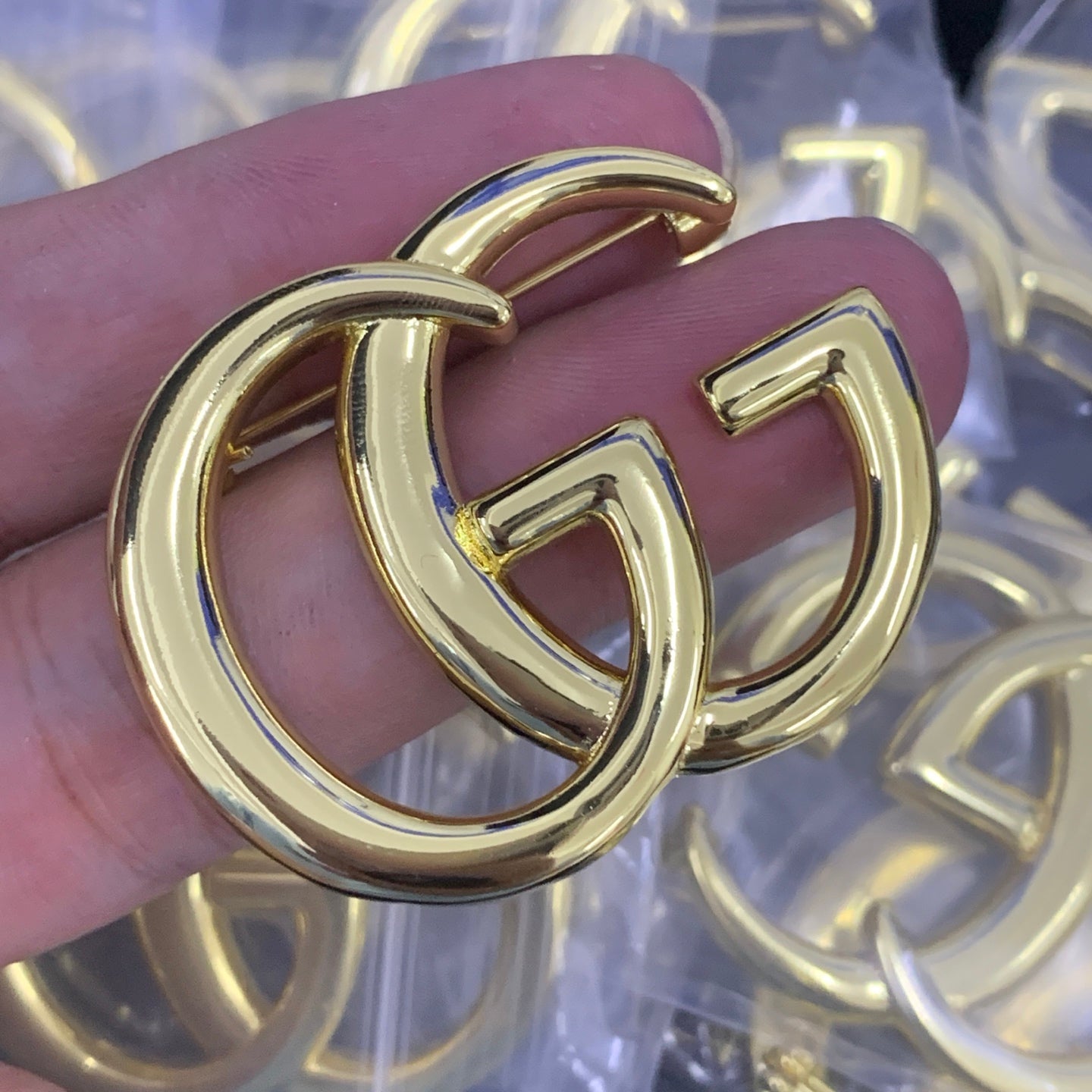 luxluxhouse Low price and high quality accessories Gucci