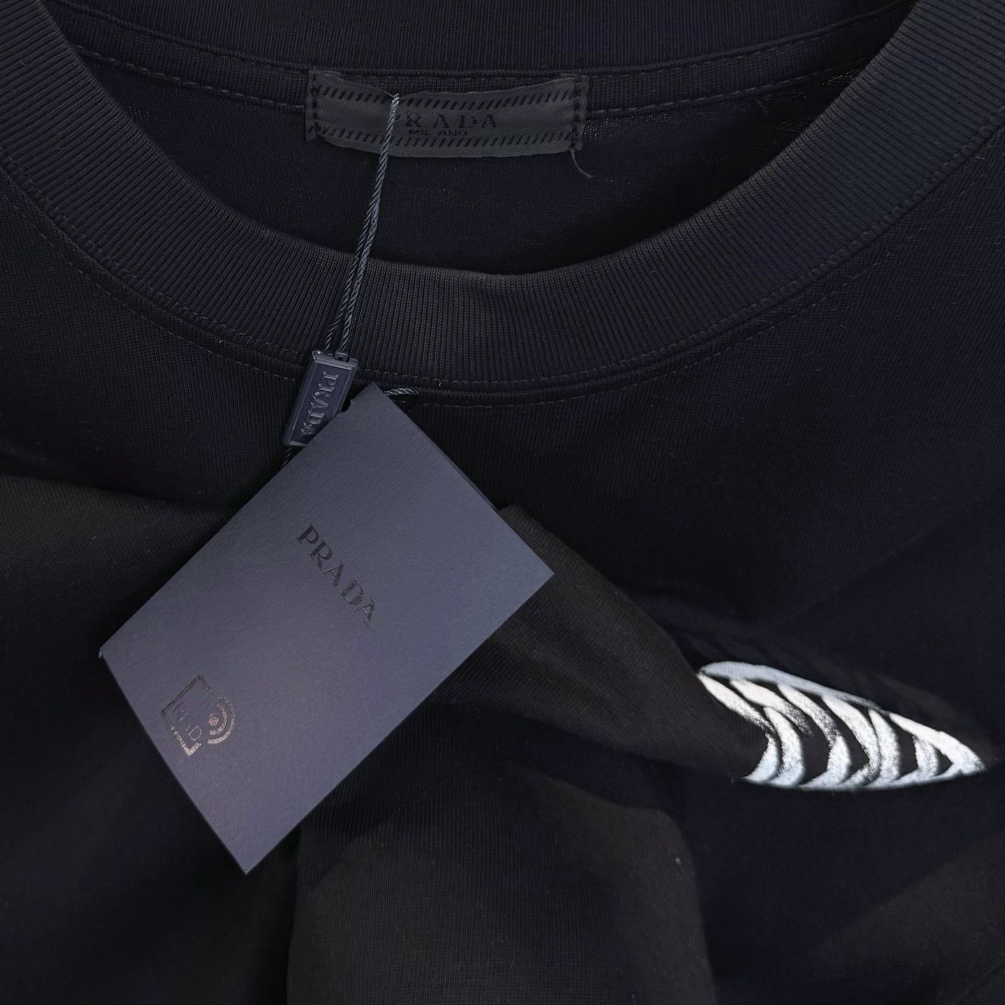 LuxluxHouse Best Quality Clothes T-shirt Prada