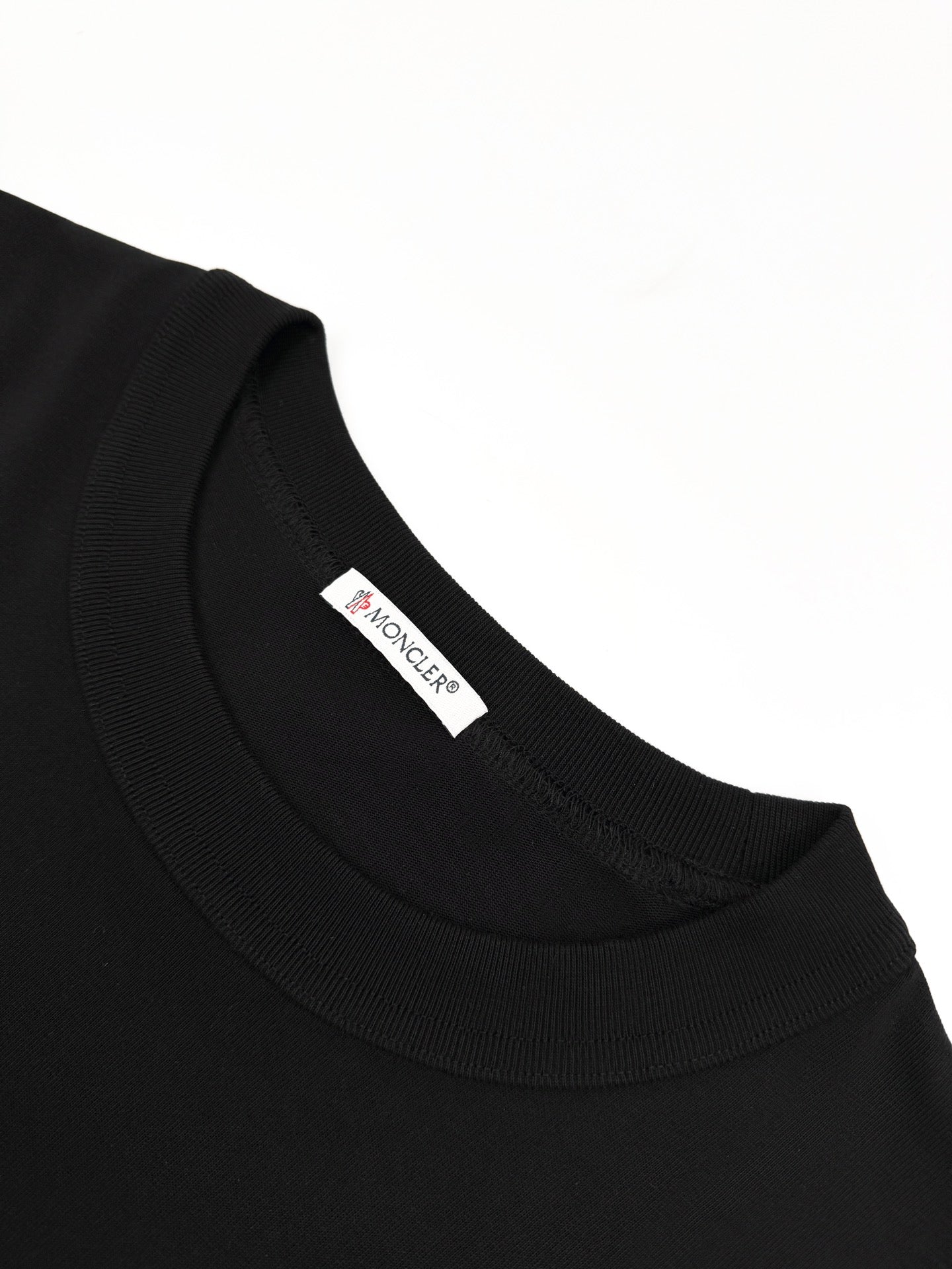 LuxluxHouse Best Quality Clothes T-shirt Moncler