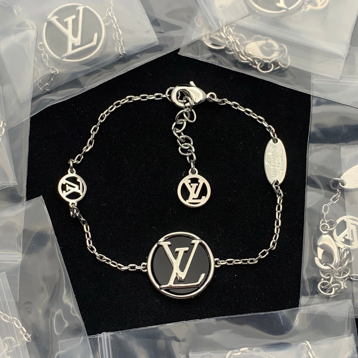 luxluxhouse Low price and high quality accessories Louis Vuitton