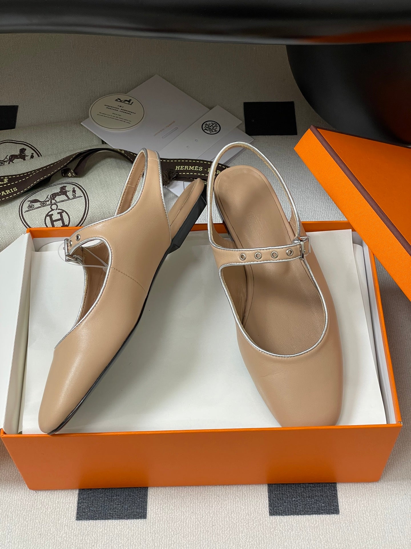 LuxluxHouse Best Quality Women Shoes Hermes