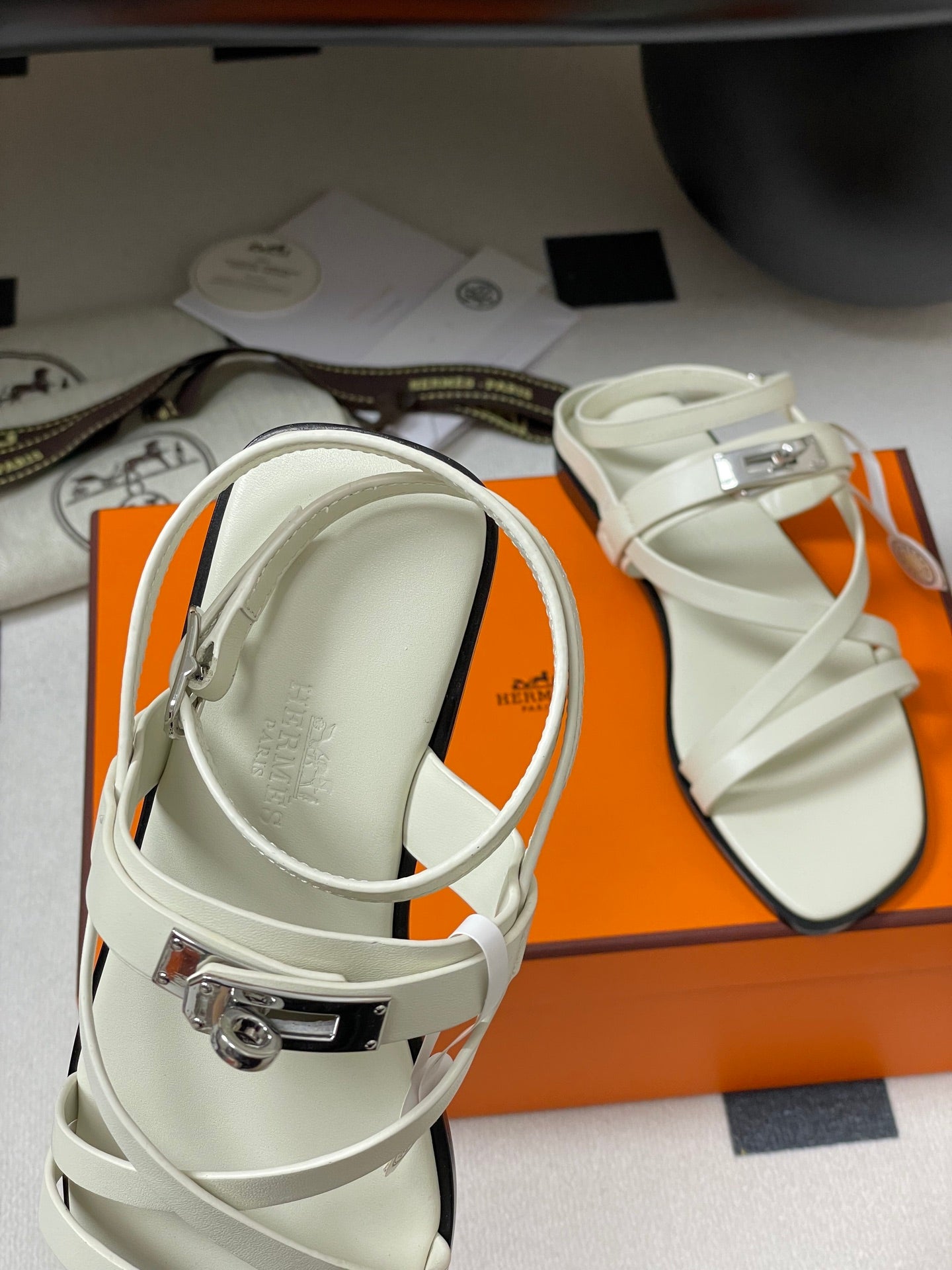 LuxluxHouse Best Quality Women Shoes Hermes