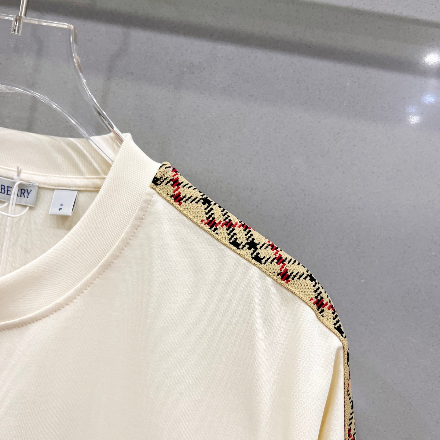 LuxluxHouse Best Quality Clothes Burberry T-shirt