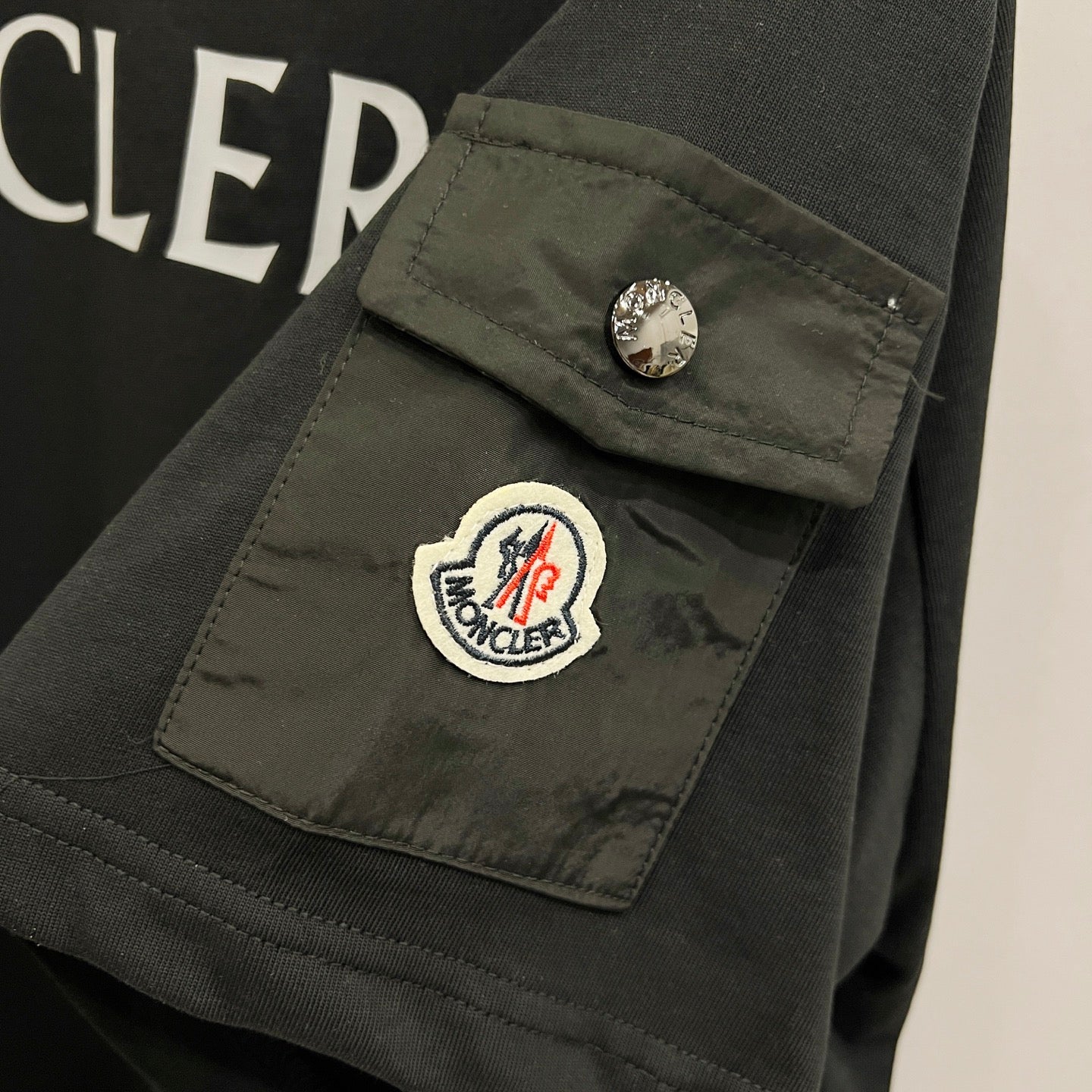LuxluxHouse Best Quality Clothes T-shirt Moncler