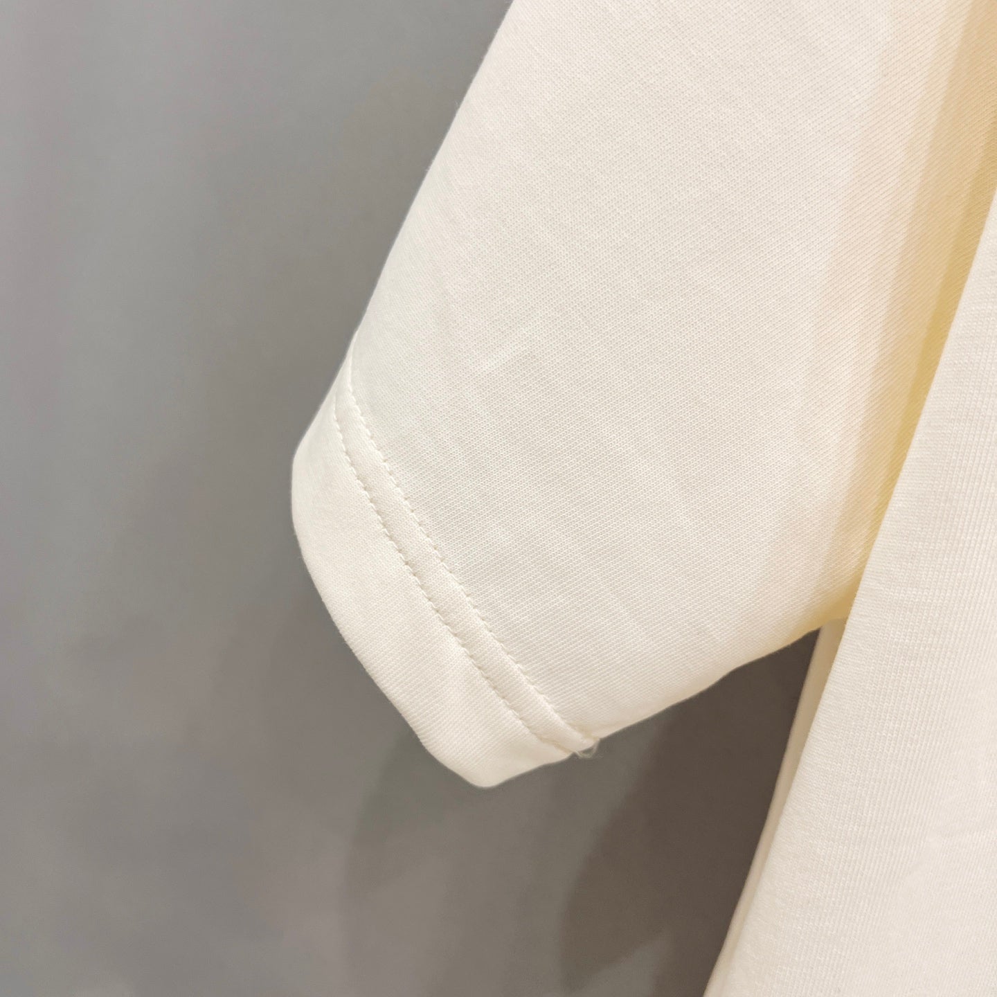 LuxluxHouse Best Quality Clothes T-shirt Moncler