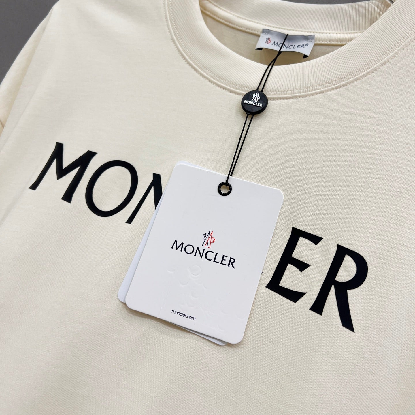 LuxluxHouse Best Quality Clothes T-shirt Moncler