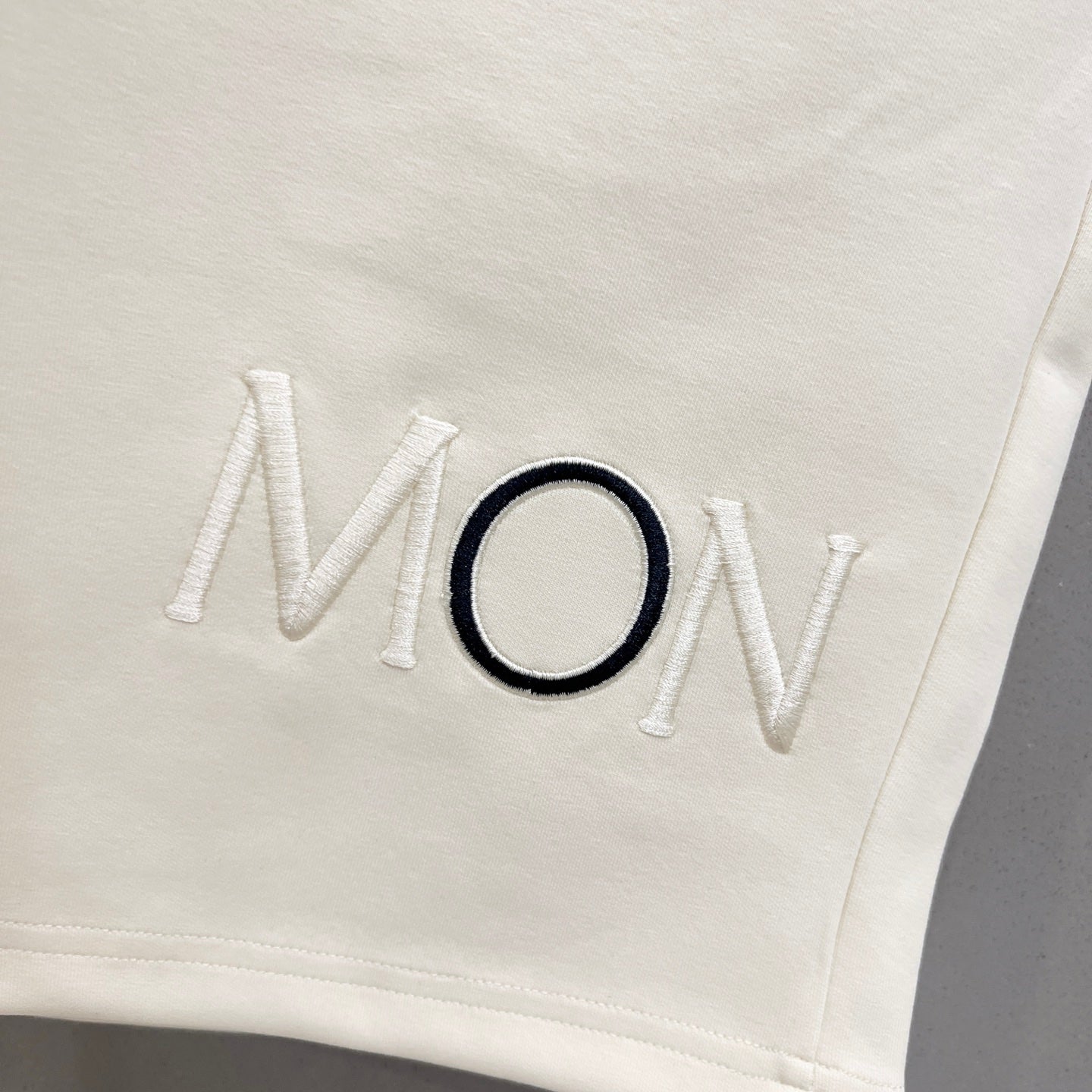 LuxluxHouse Best Quality Clothes Pants Moncler