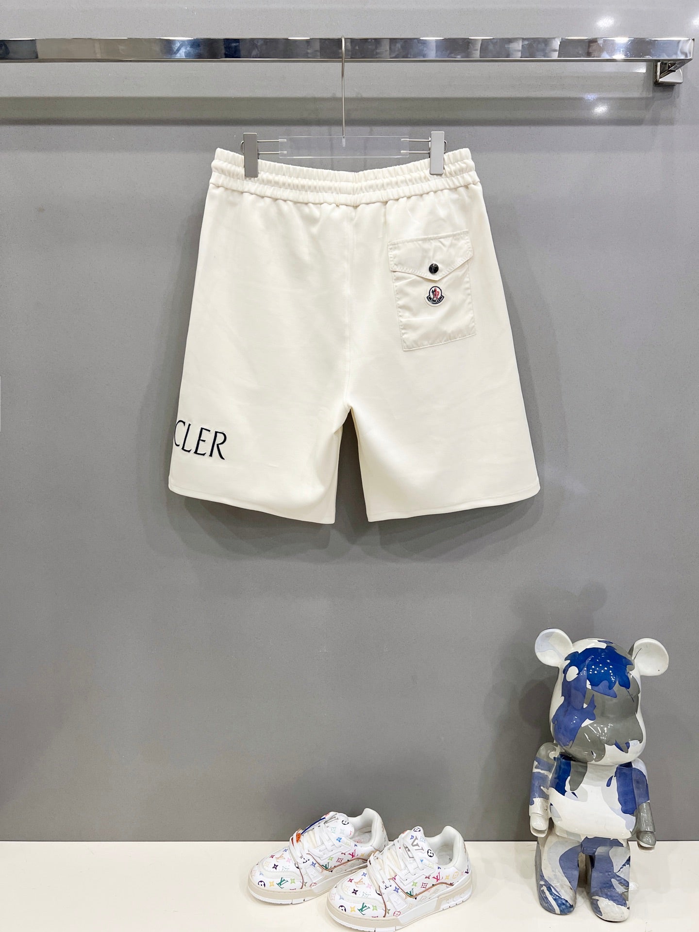 LuxluxHouse Best Quality Clothes Pants Moncler