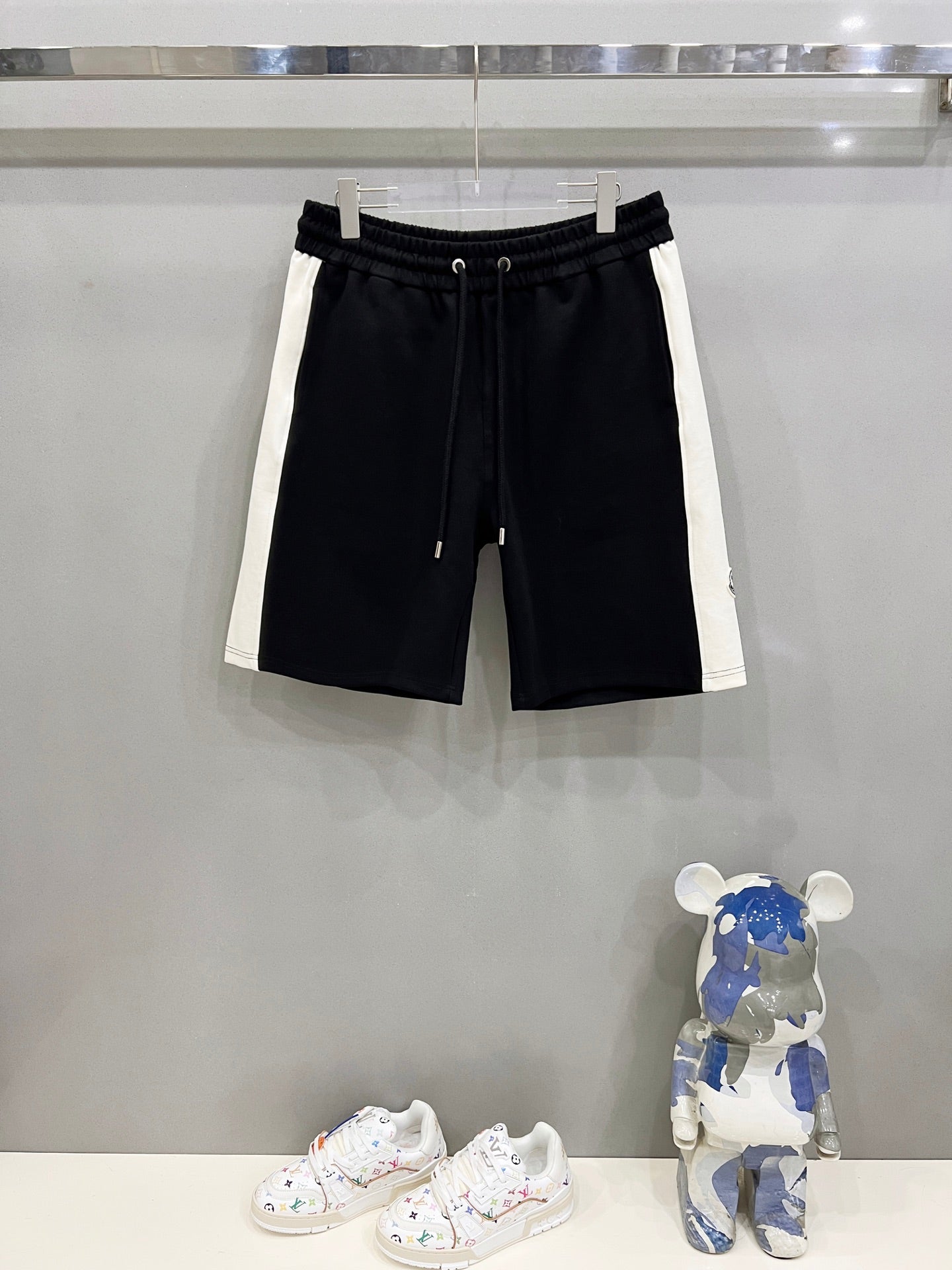 LuxluxHouse Best Quality Clothes Pants Moncler