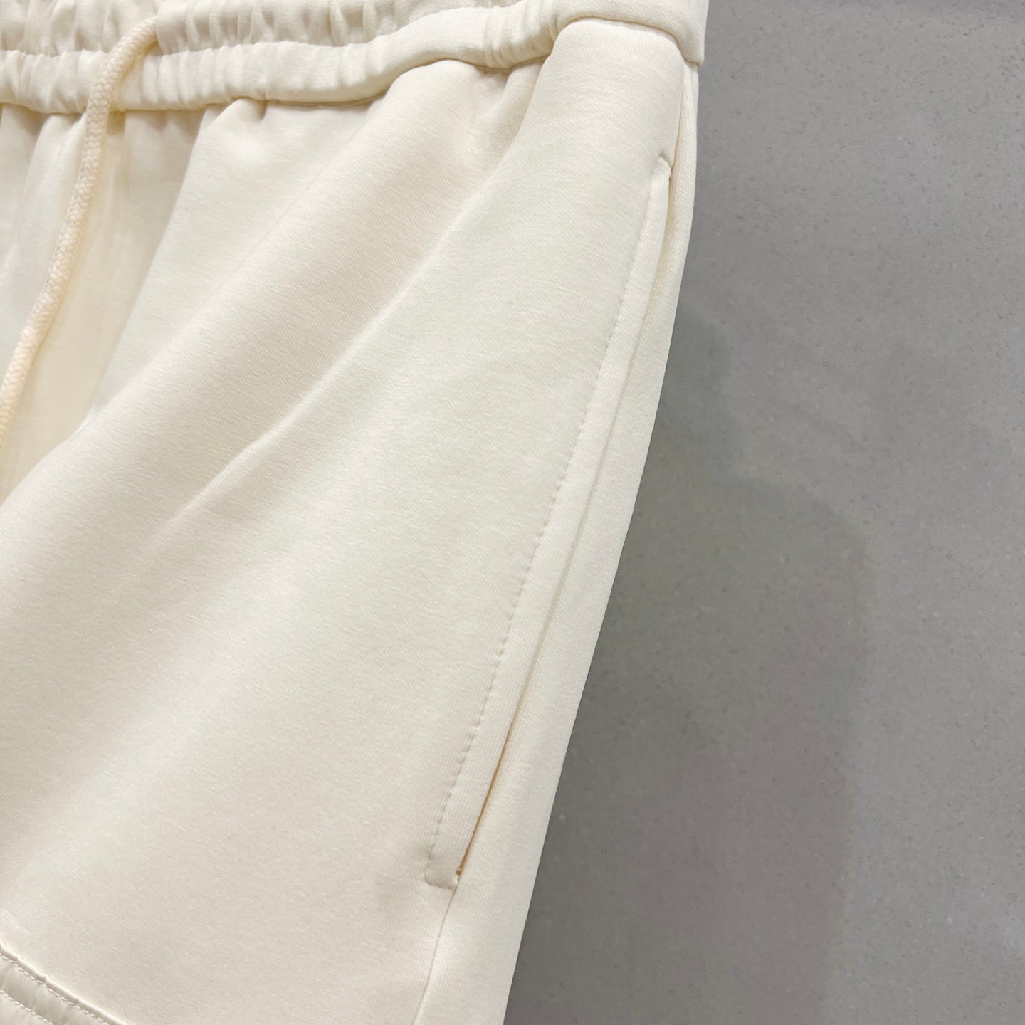 LuxluxHouse Best Quality Clothes Pants Prada