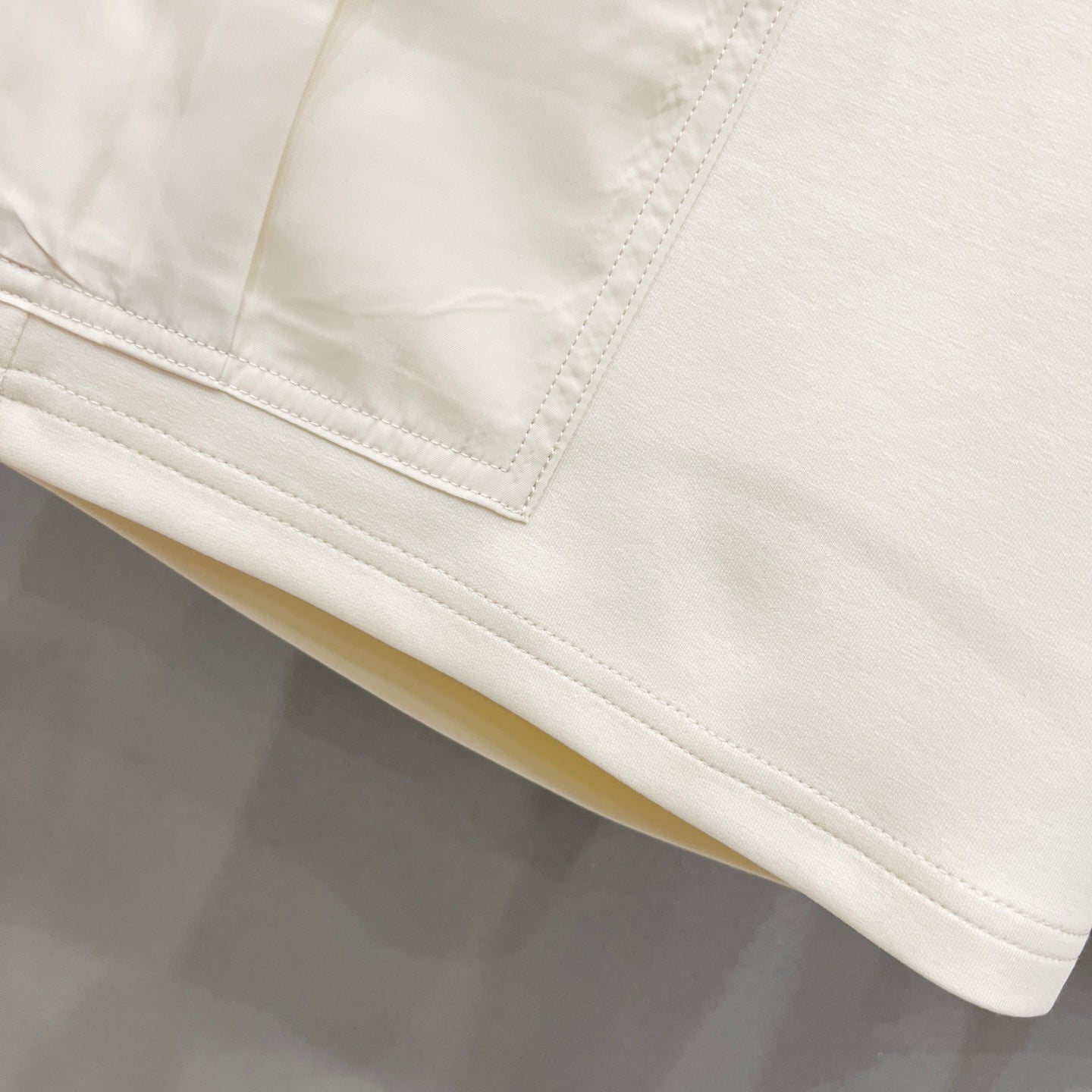 LuxluxHouse Best Quality Clothes Pants Prada