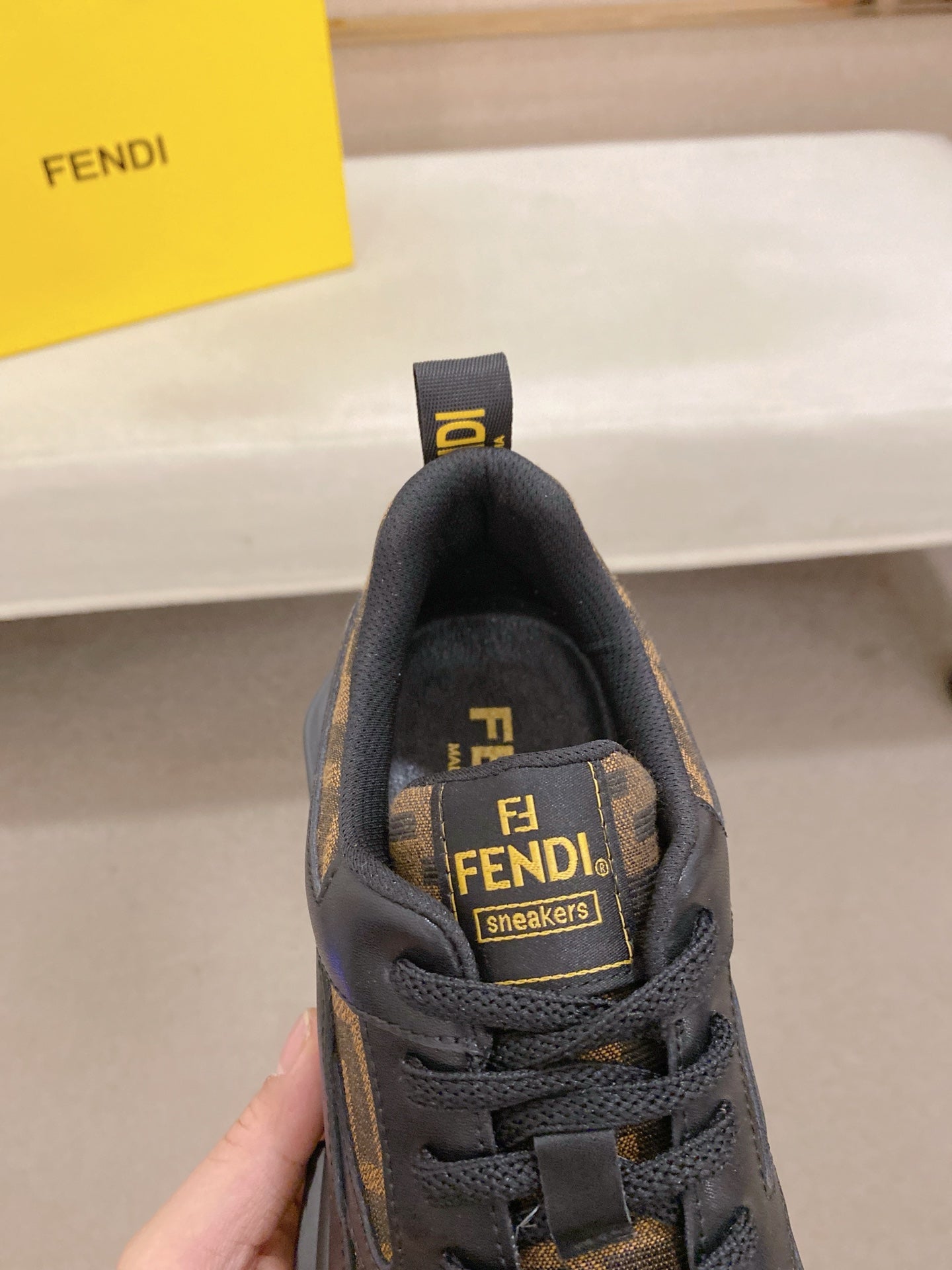 LuxluxHouse Best Quality Shoes Fendi