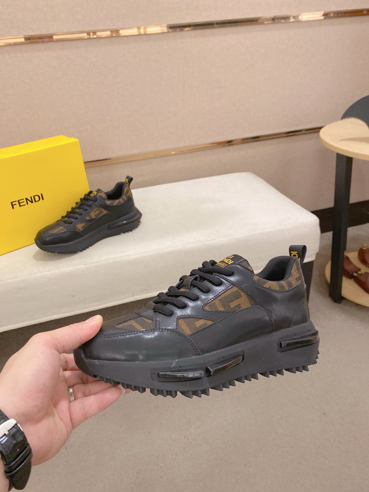 LuxluxHouse Best Quality Shoes Fendi
