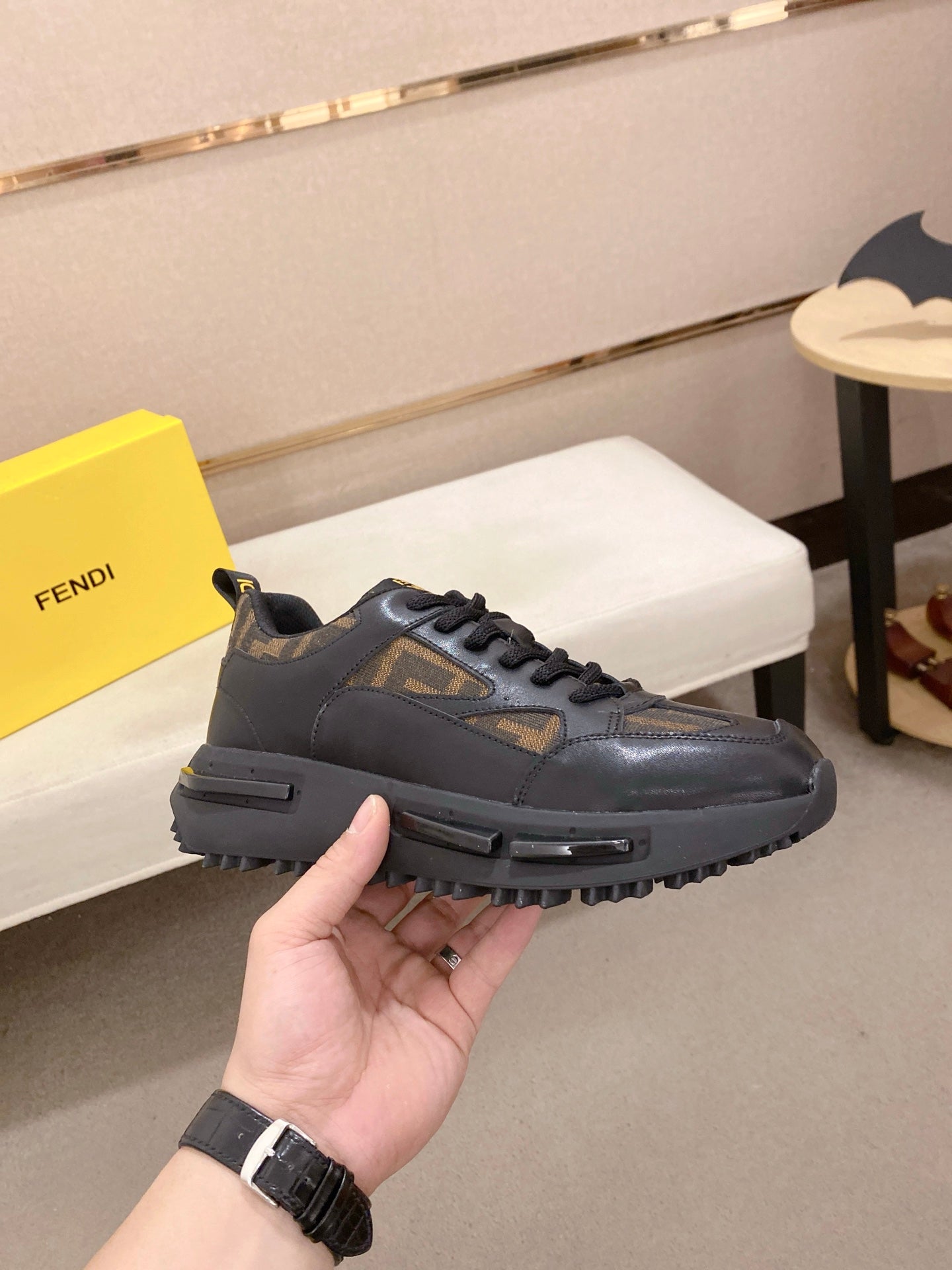 LuxluxHouse Best Quality Shoes Fendi