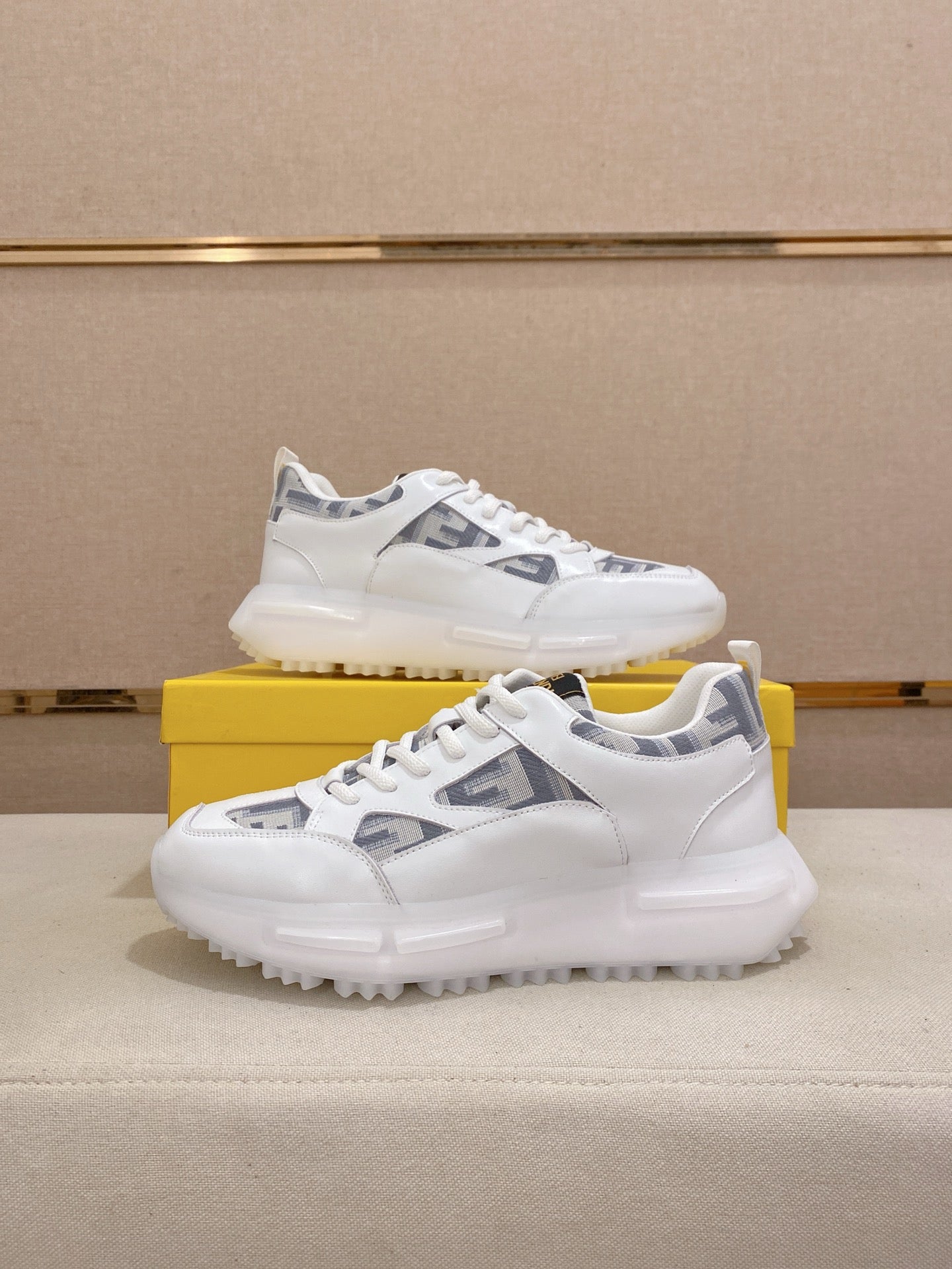 LuxluxHouse Best Quality Shoes Fendi