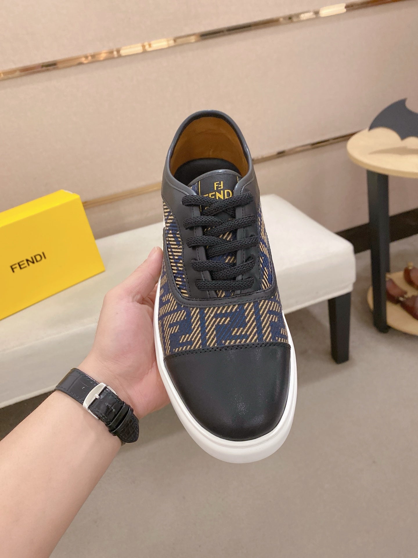 LuxluxHouse Best Quality Shoes Fendi