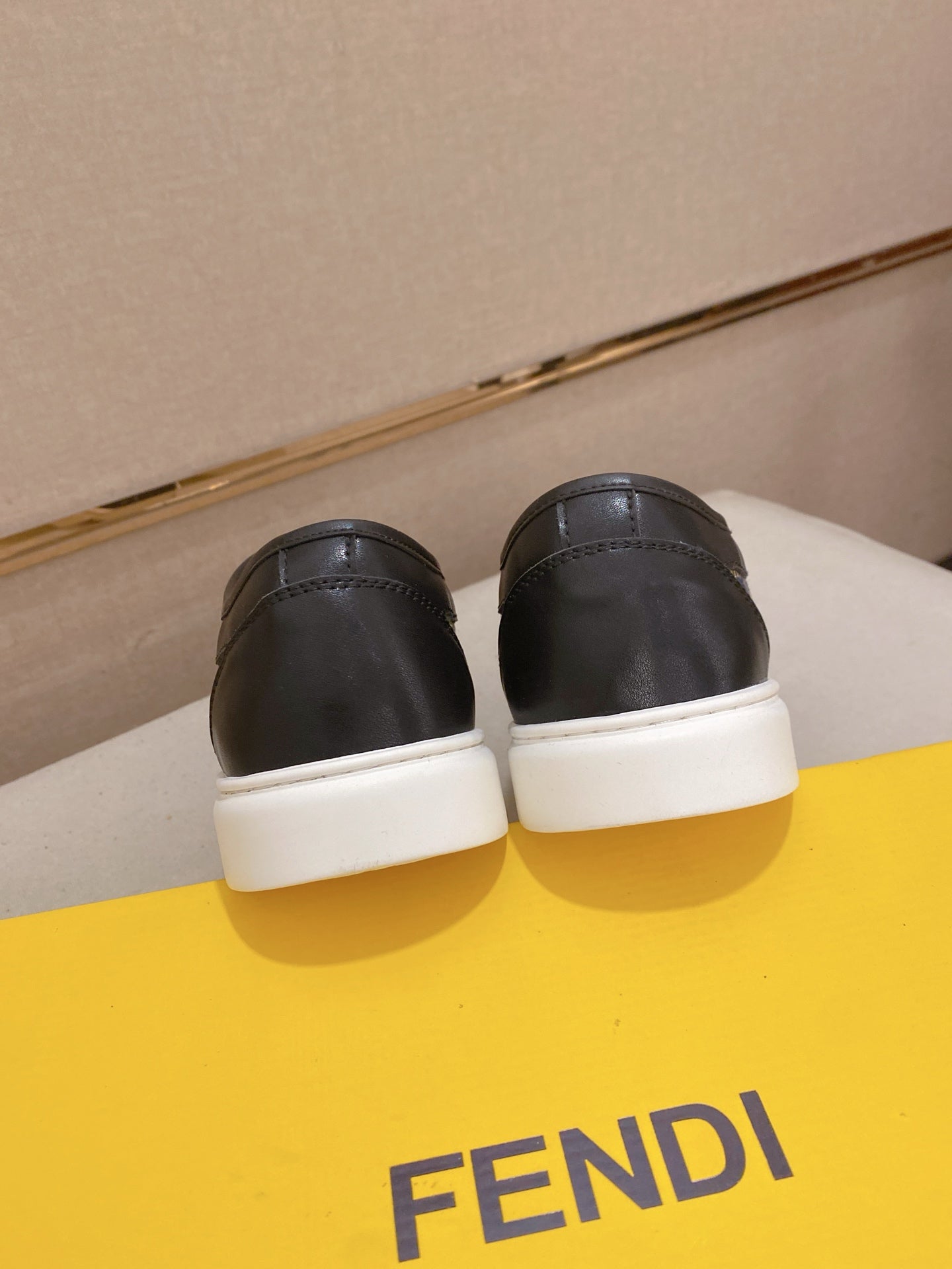 LuxluxHouse Best Quality Shoes Fendi