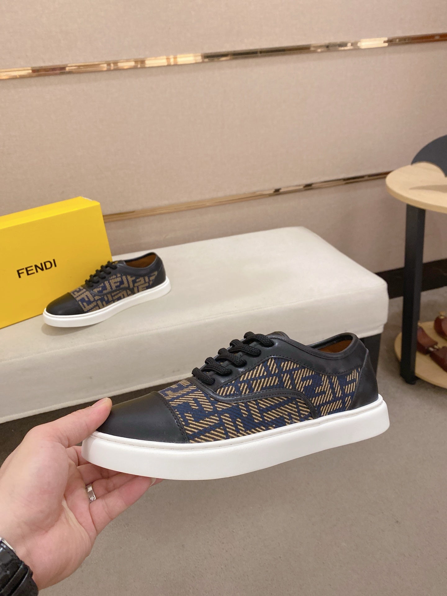 LuxluxHouse Best Quality Shoes Fendi