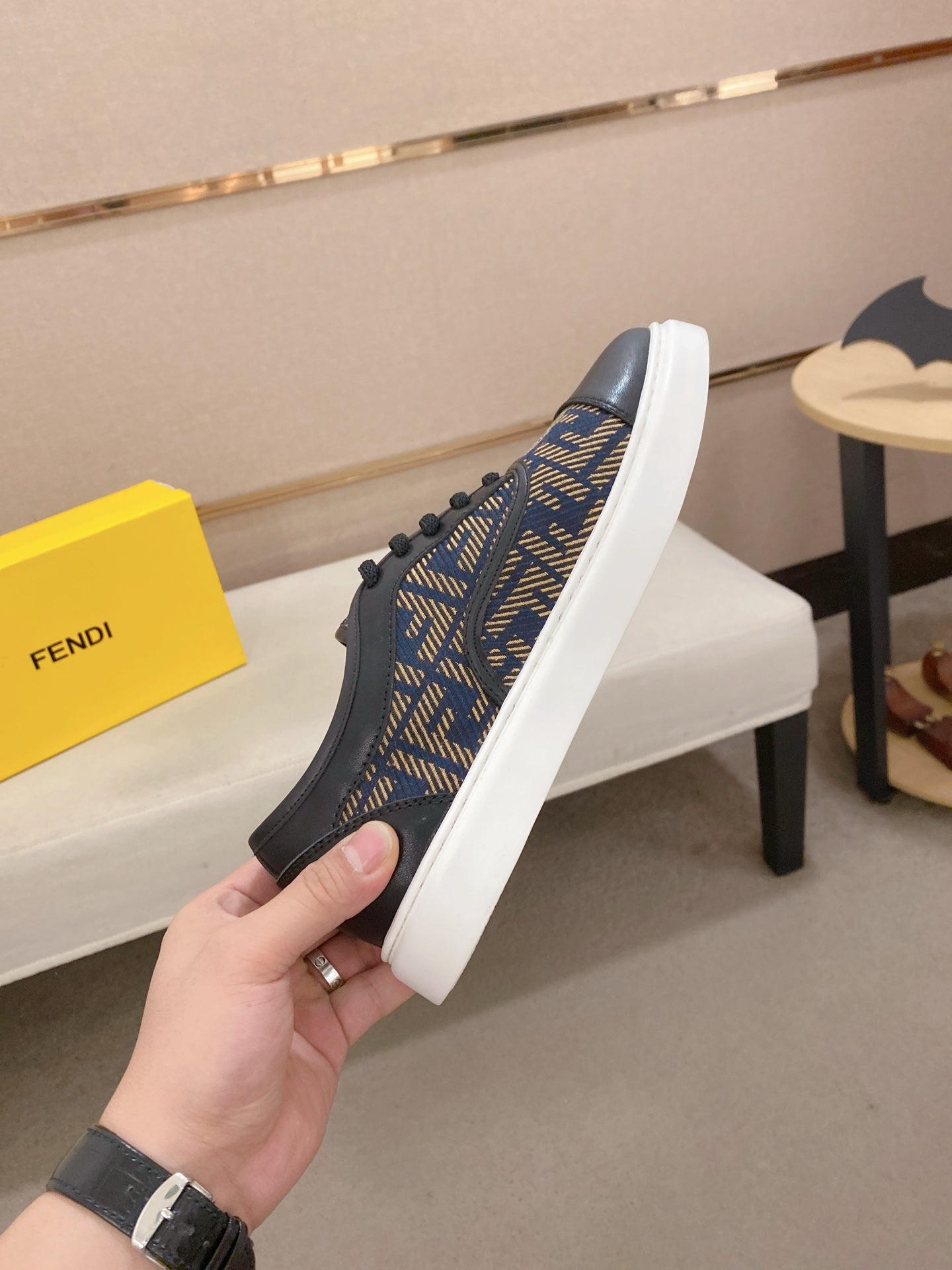 LuxluxHouse Best Quality Shoes Fendi