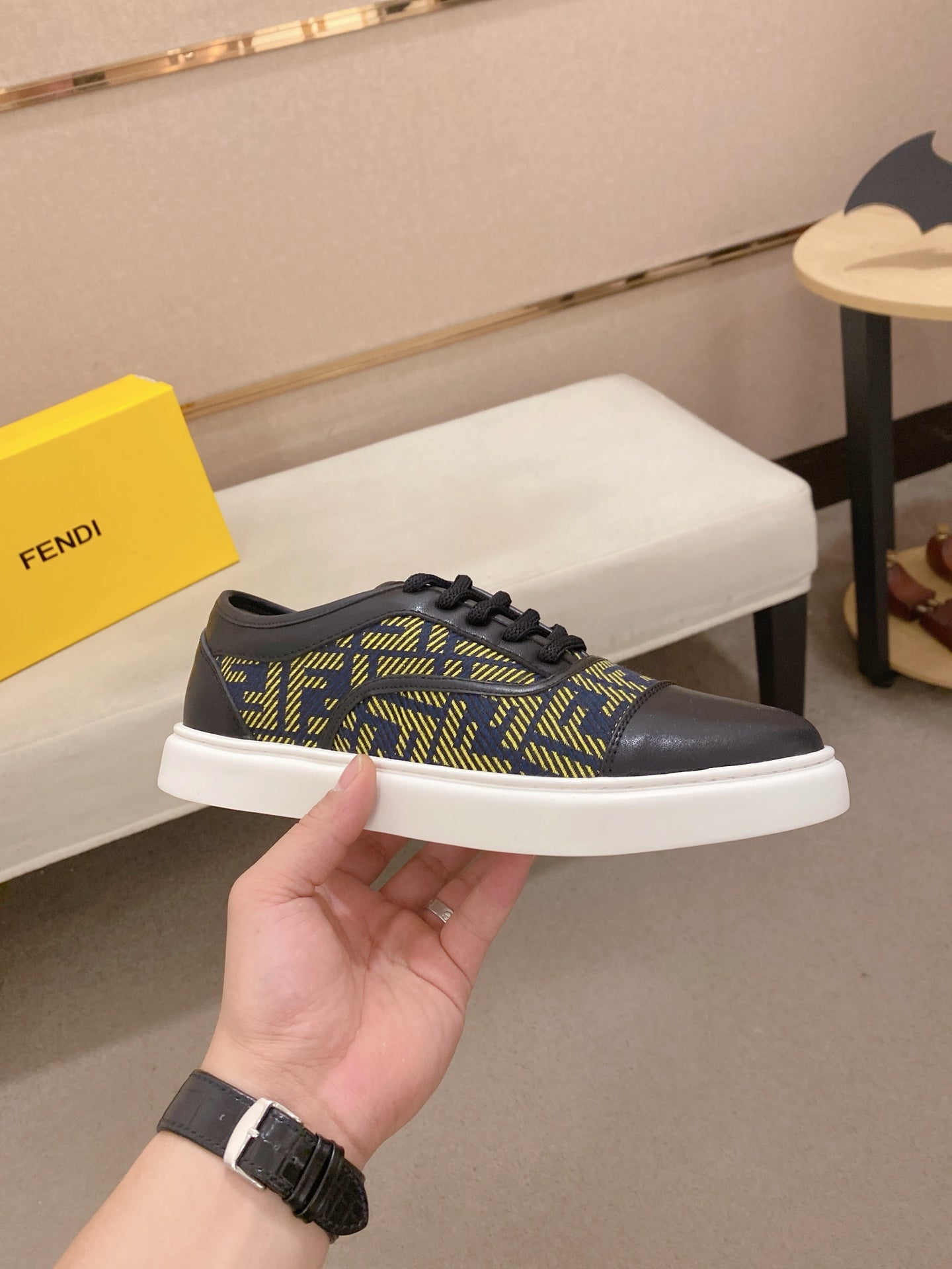 LuxluxHouse Best Quality Shoes Fendi