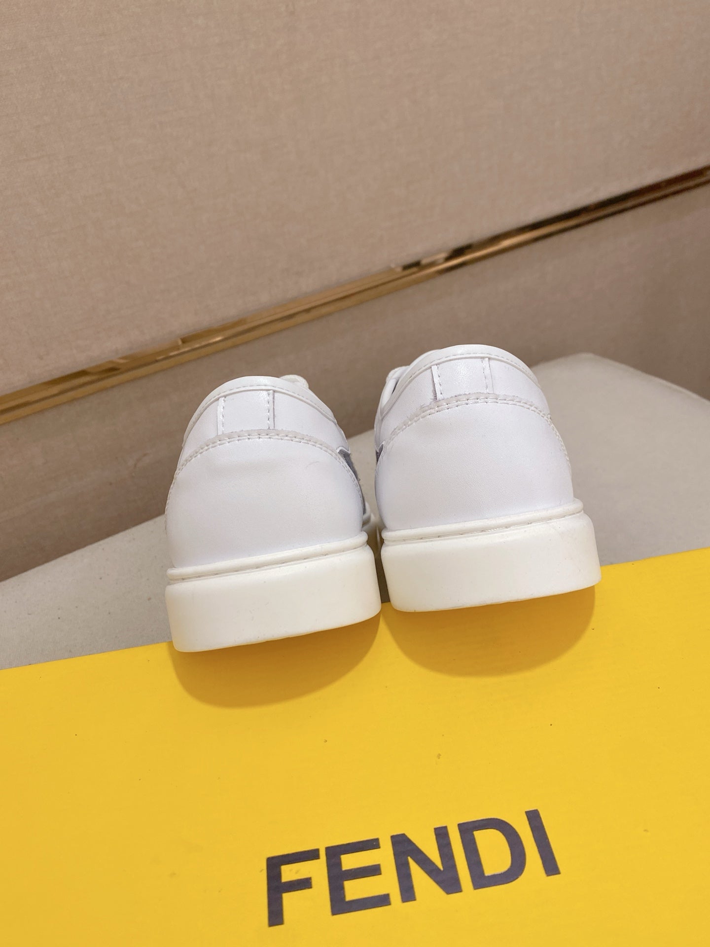 LuxluxHouse Best Quality Shoes Fendi