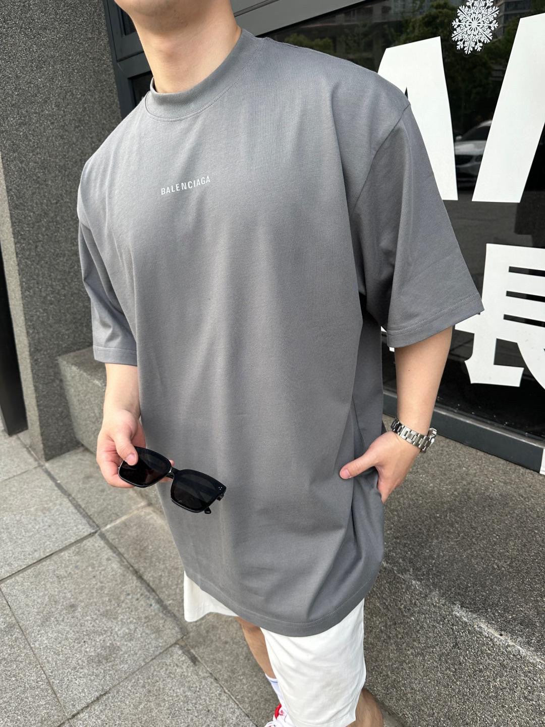 LuxluxHouse Best Quality Clothes Balenciaga T-shirt