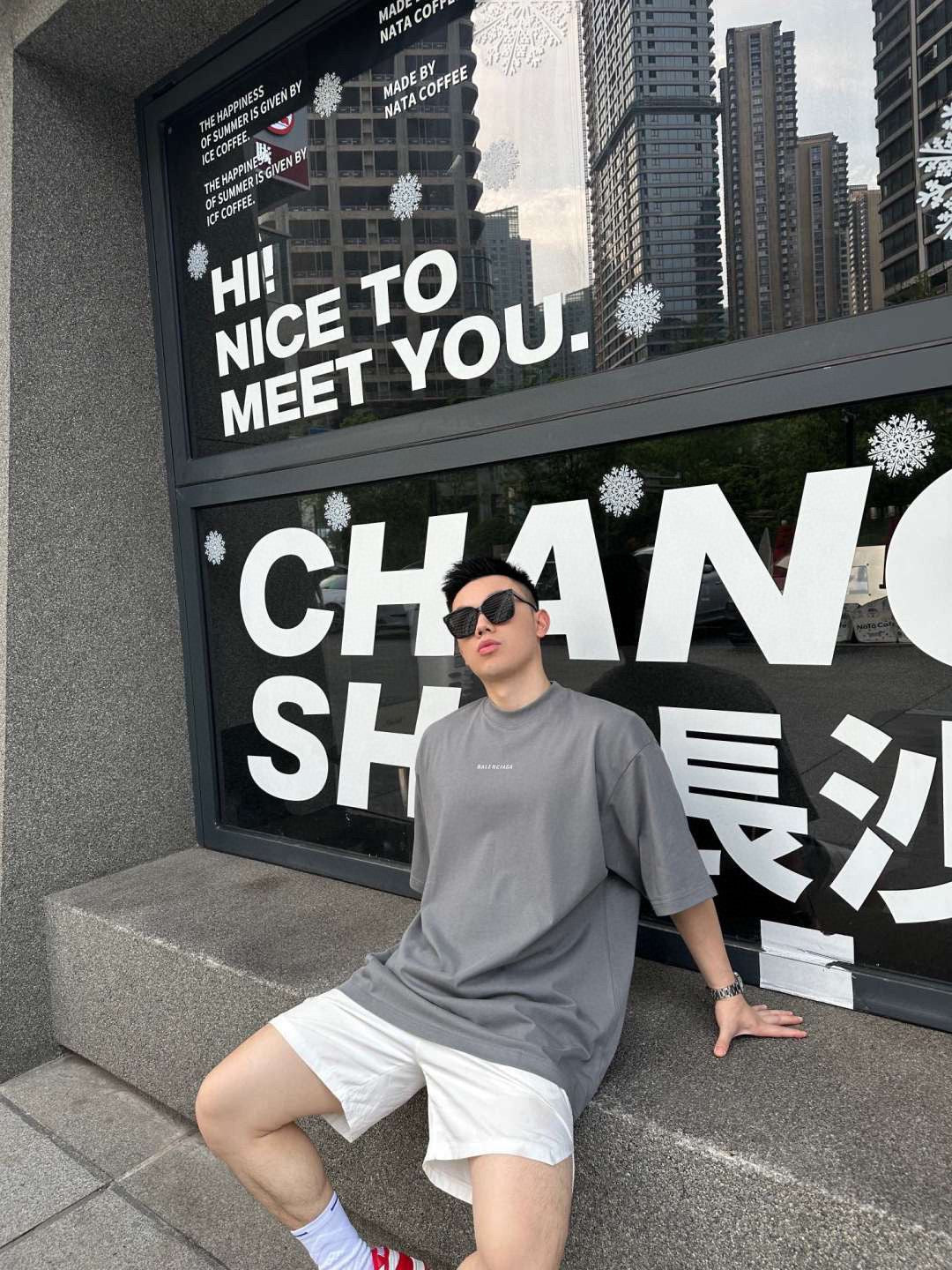 LuxluxHouse Best Quality Clothes Balenciaga T-shirt