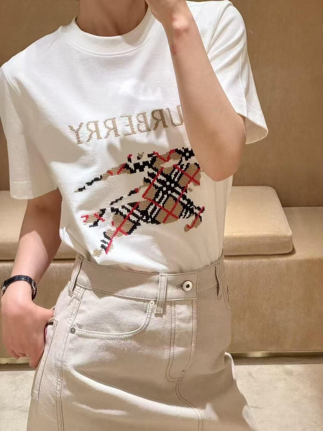 LuxluxHouse Best Quality Clothes Burberry T-shirt